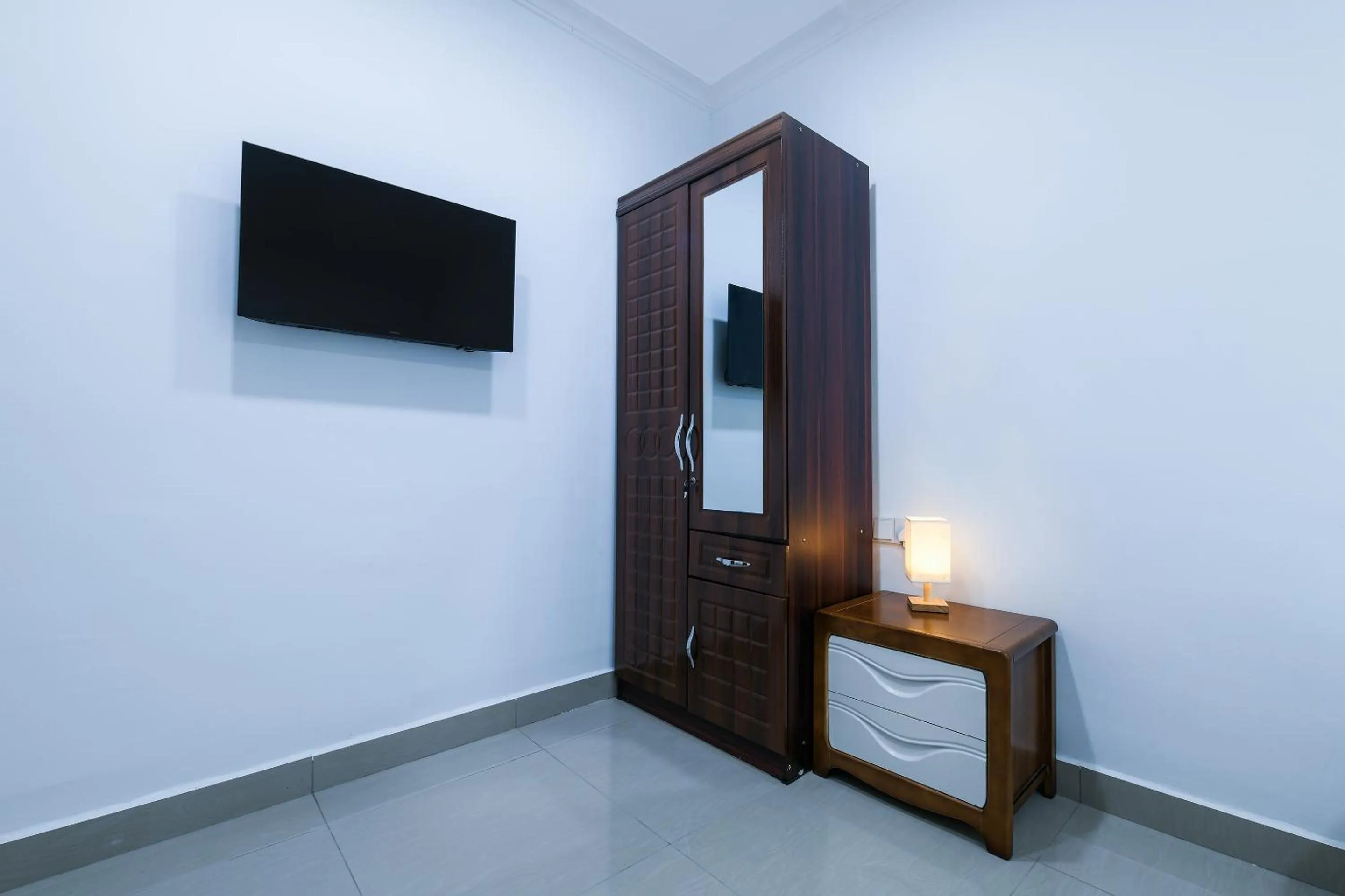 wardrobe in SP Star Hotel