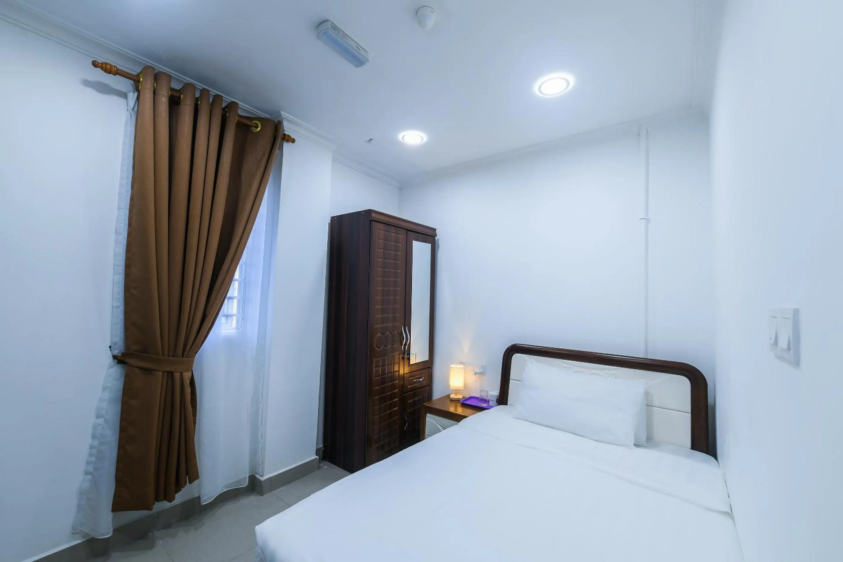 Bed in SP Star Hotel