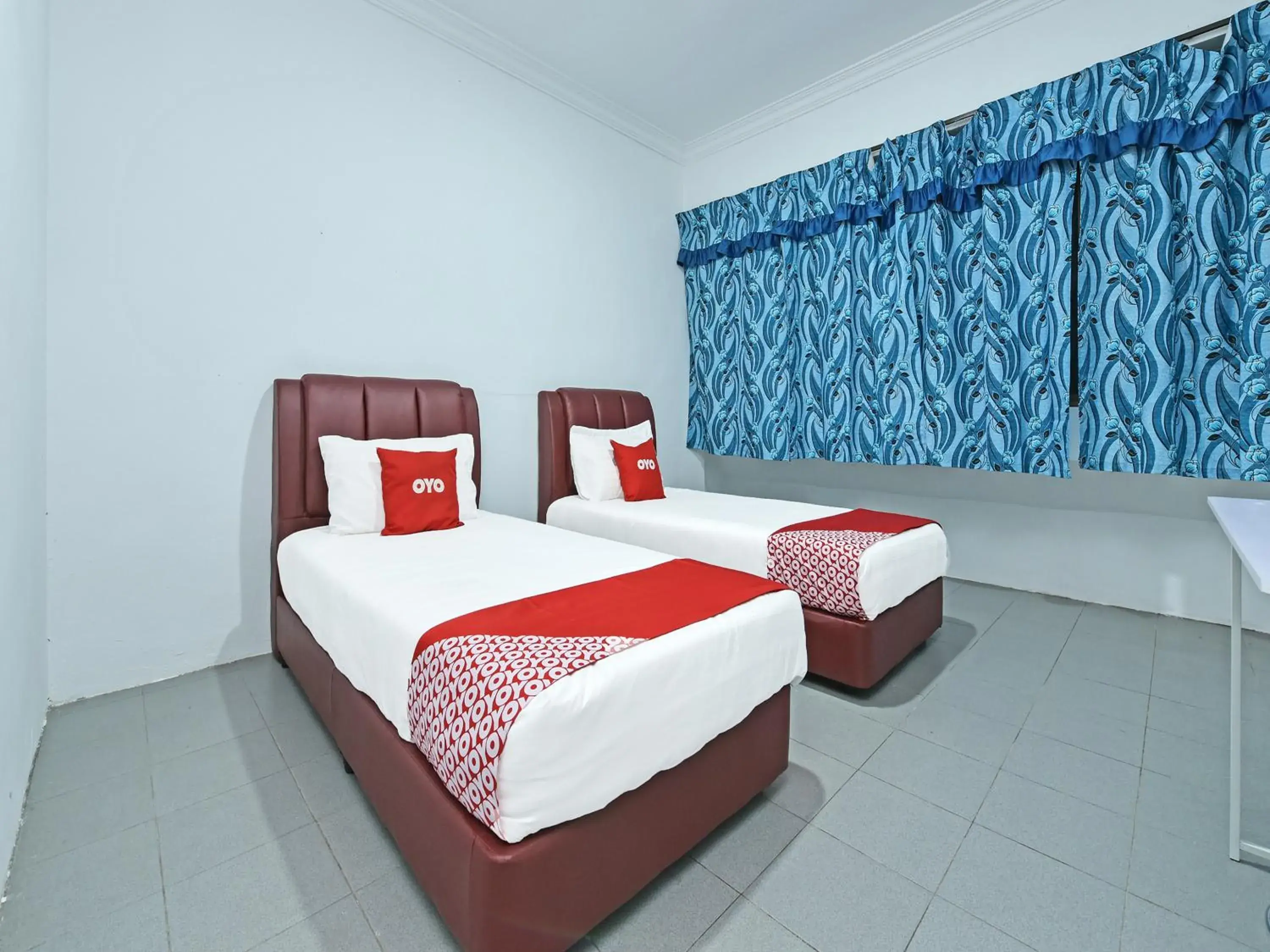 Deluxe Twin Room in OYO 90544 M&h Hotel Deluxe Twin Room in OYO 90544 M&h Hotel