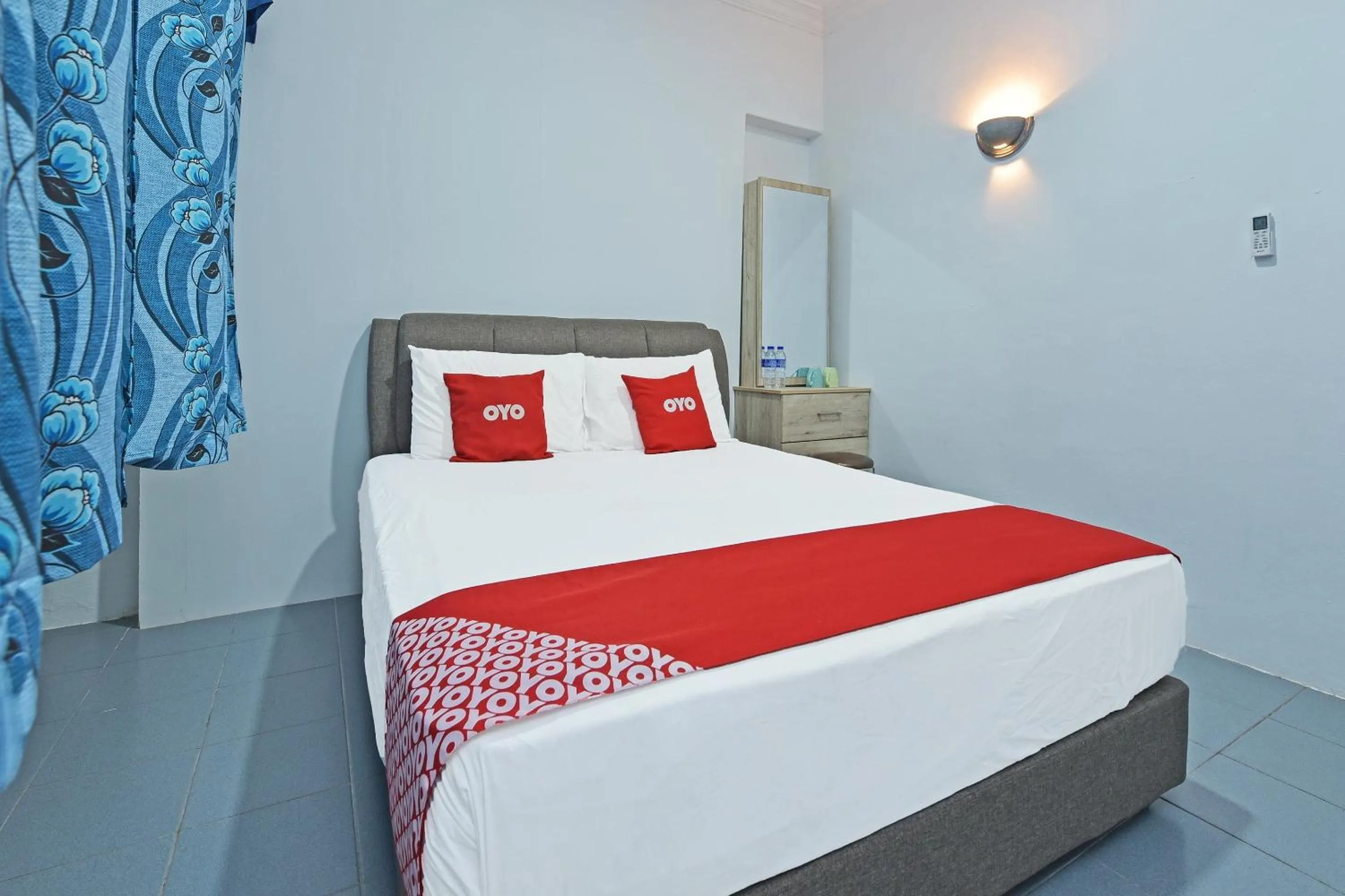 Bedroom in OYO 90544 M&h Hotel