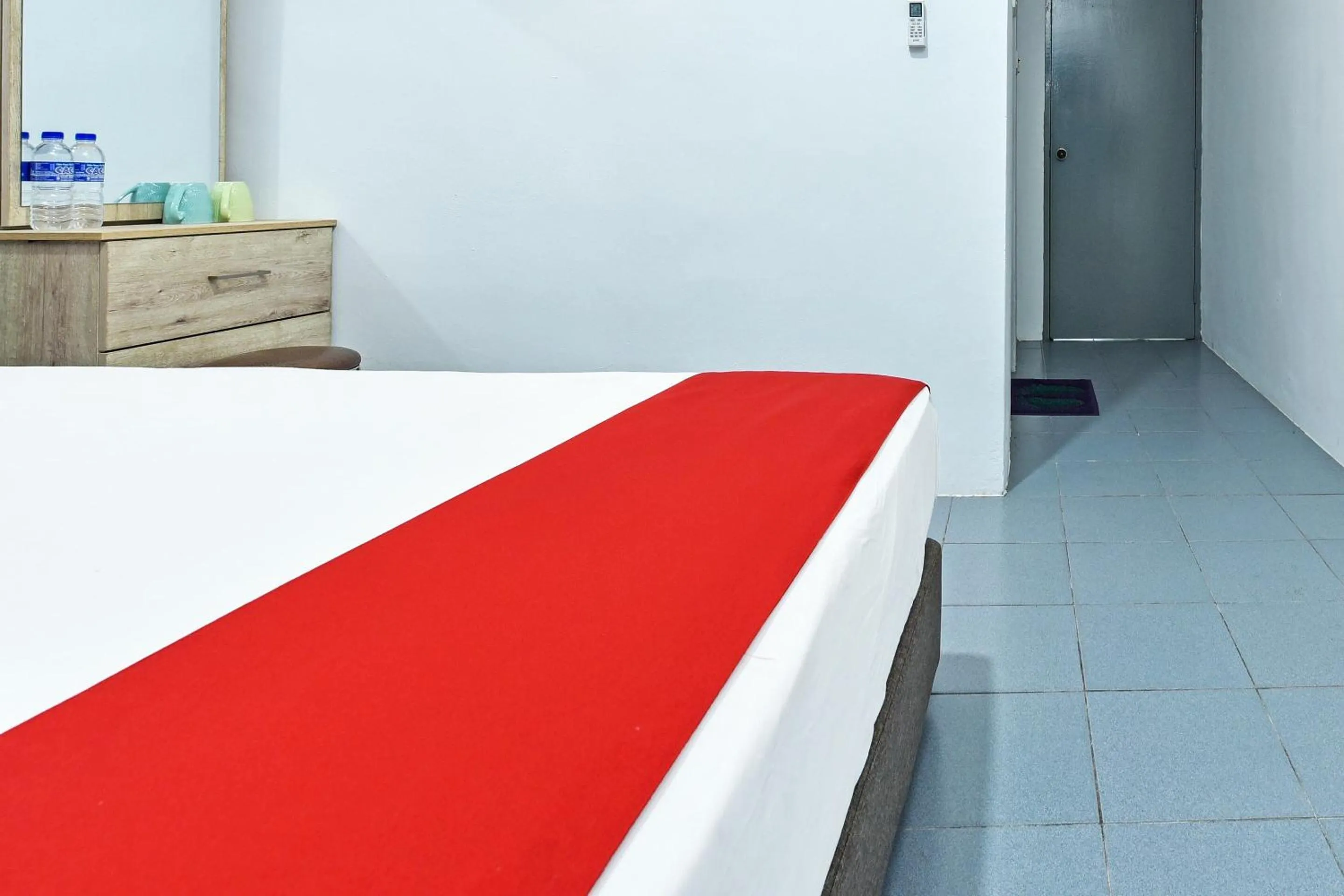 Bedroom in OYO 90544 M&h Hotel