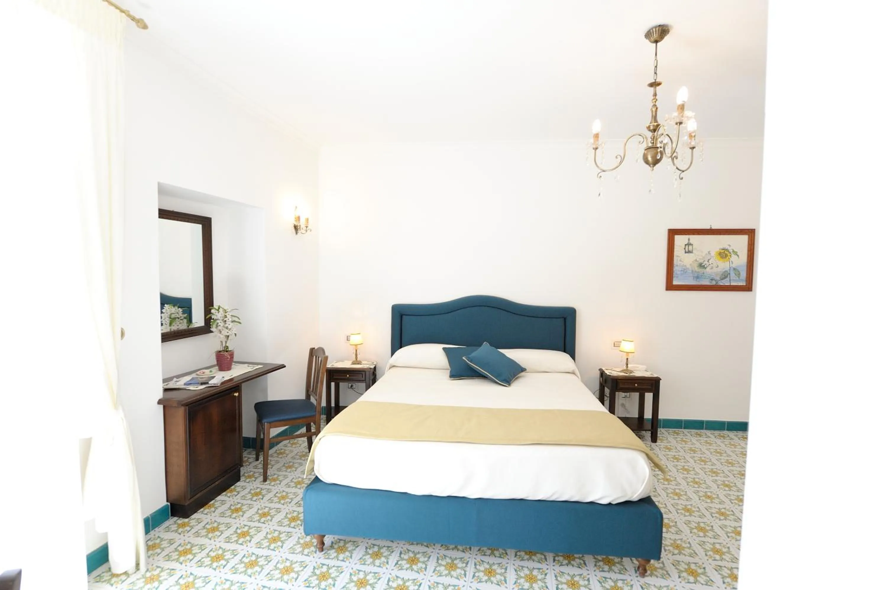 Photo of the whole room, Bed in Residenza Luce