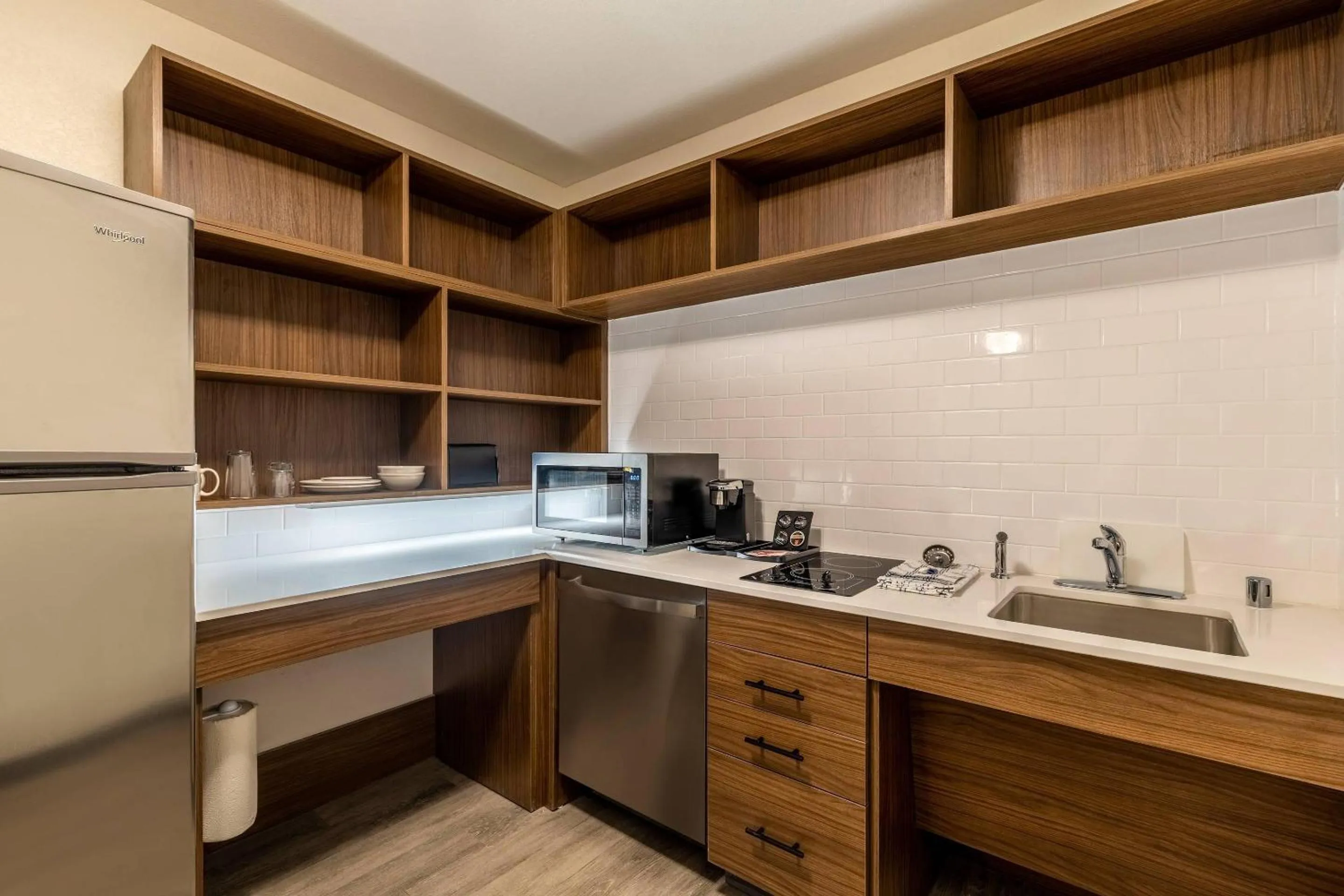 Bedroom in Everhome Suites Corona