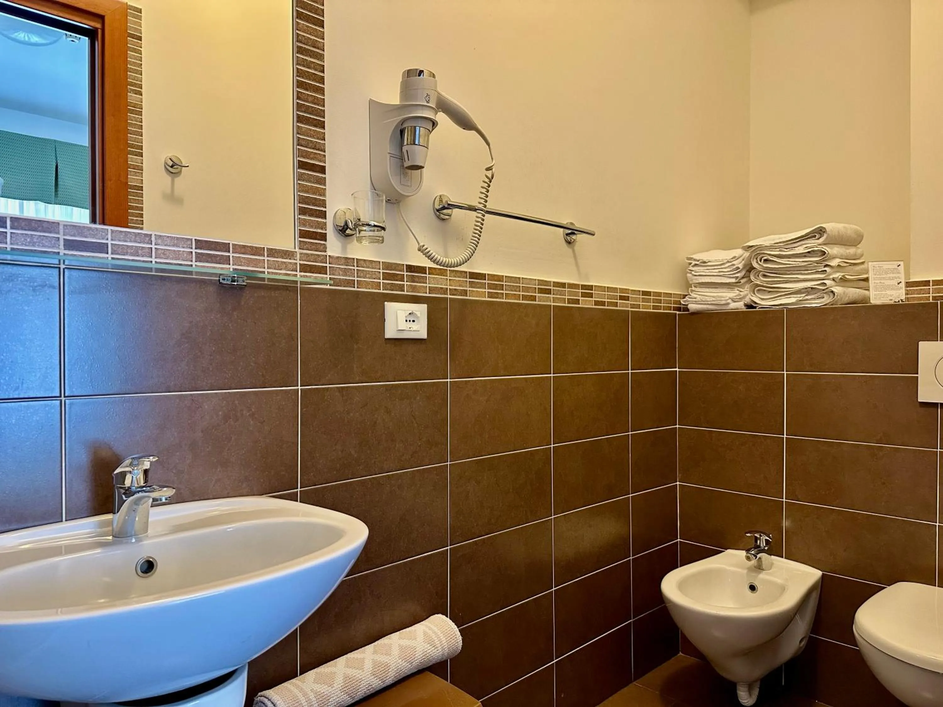 Toilet in Hotel Soleado