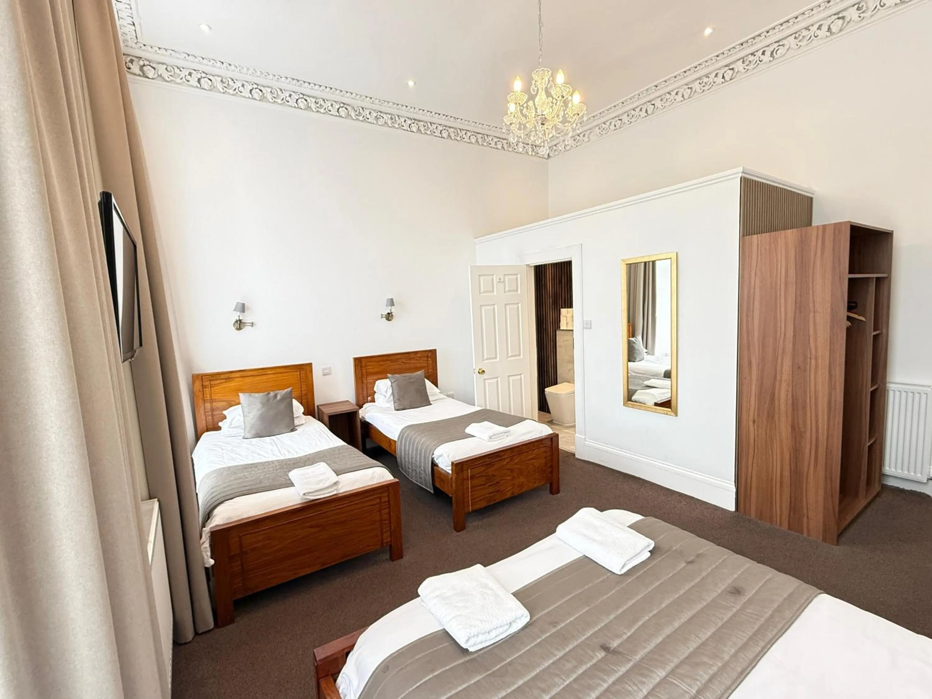 Bed in Sandyford Lodge