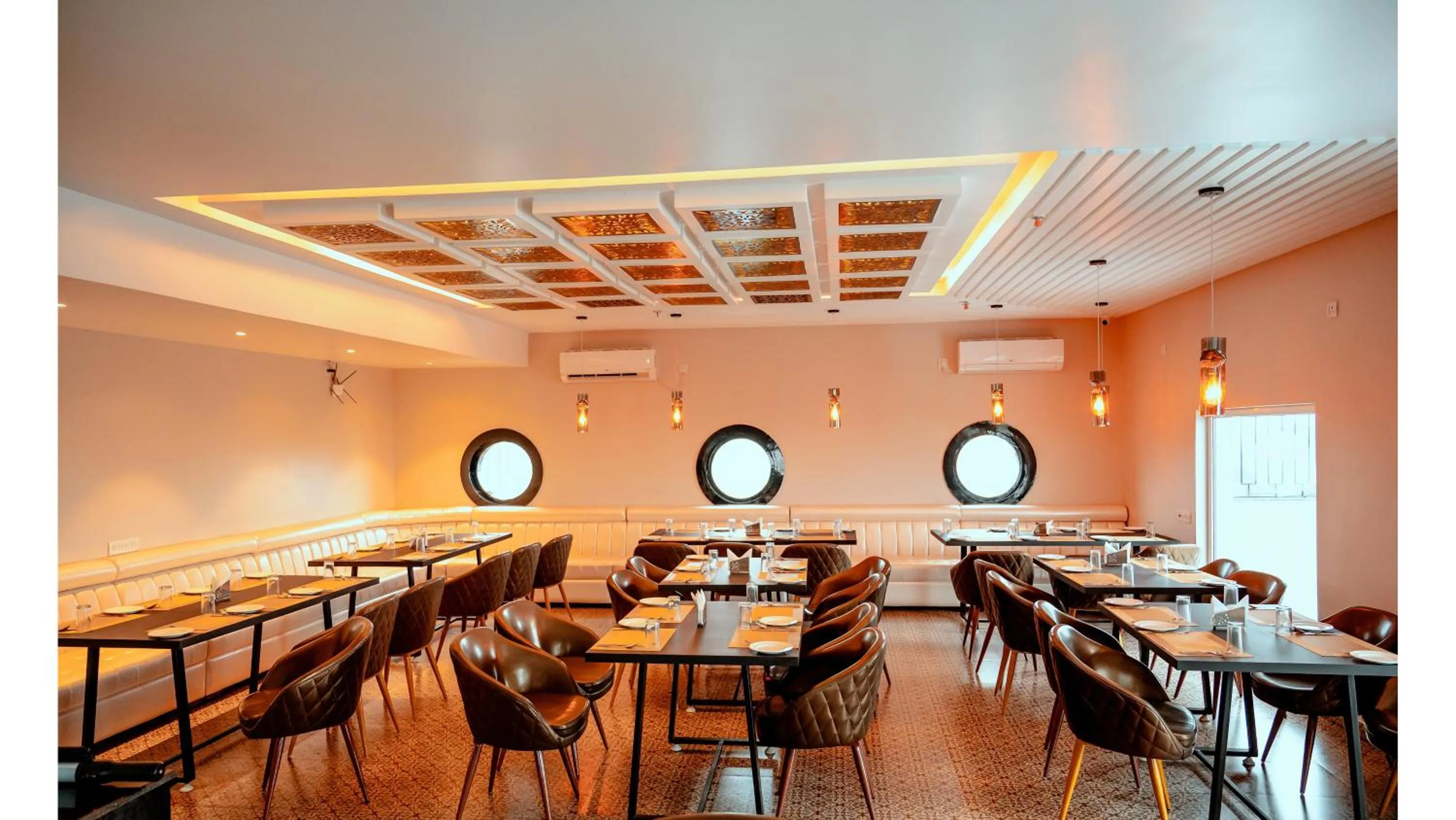 Restaurant/places to eat in Hotel Teesta Stay, Rampurhat