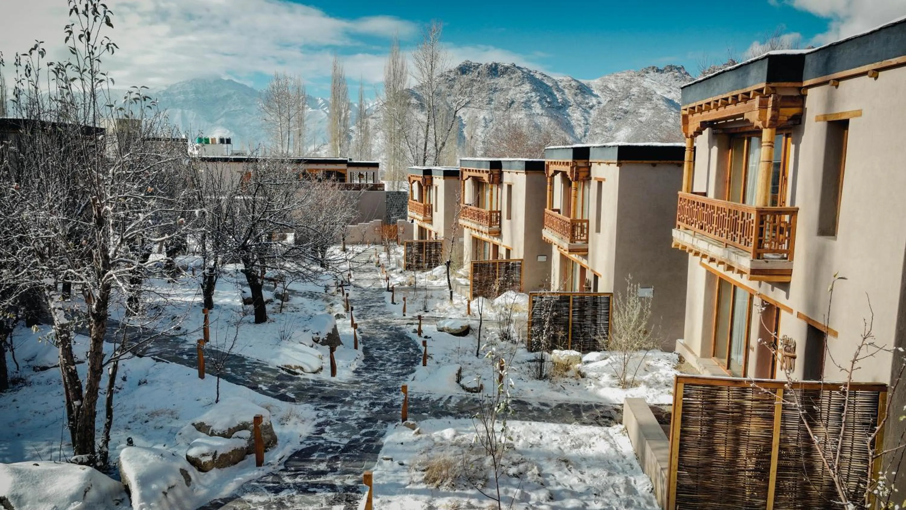 Mountain view in Dolkhar Resort