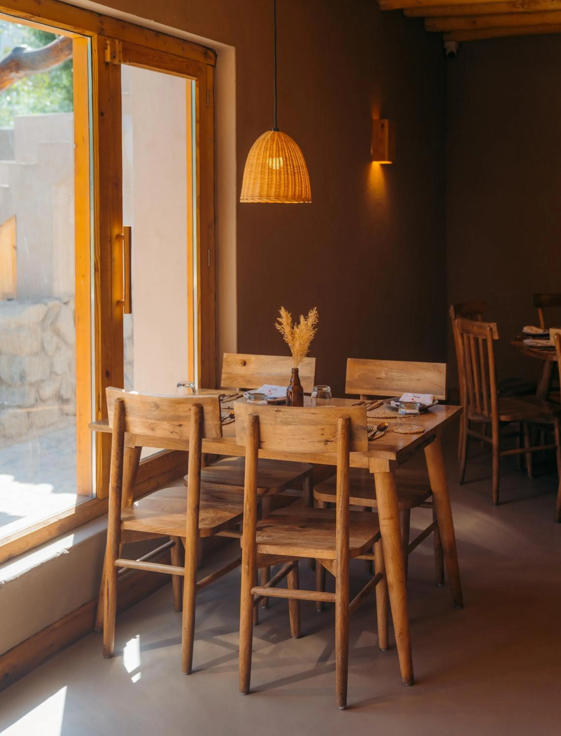 Restaurant/places to eat in Dolkhar Resort