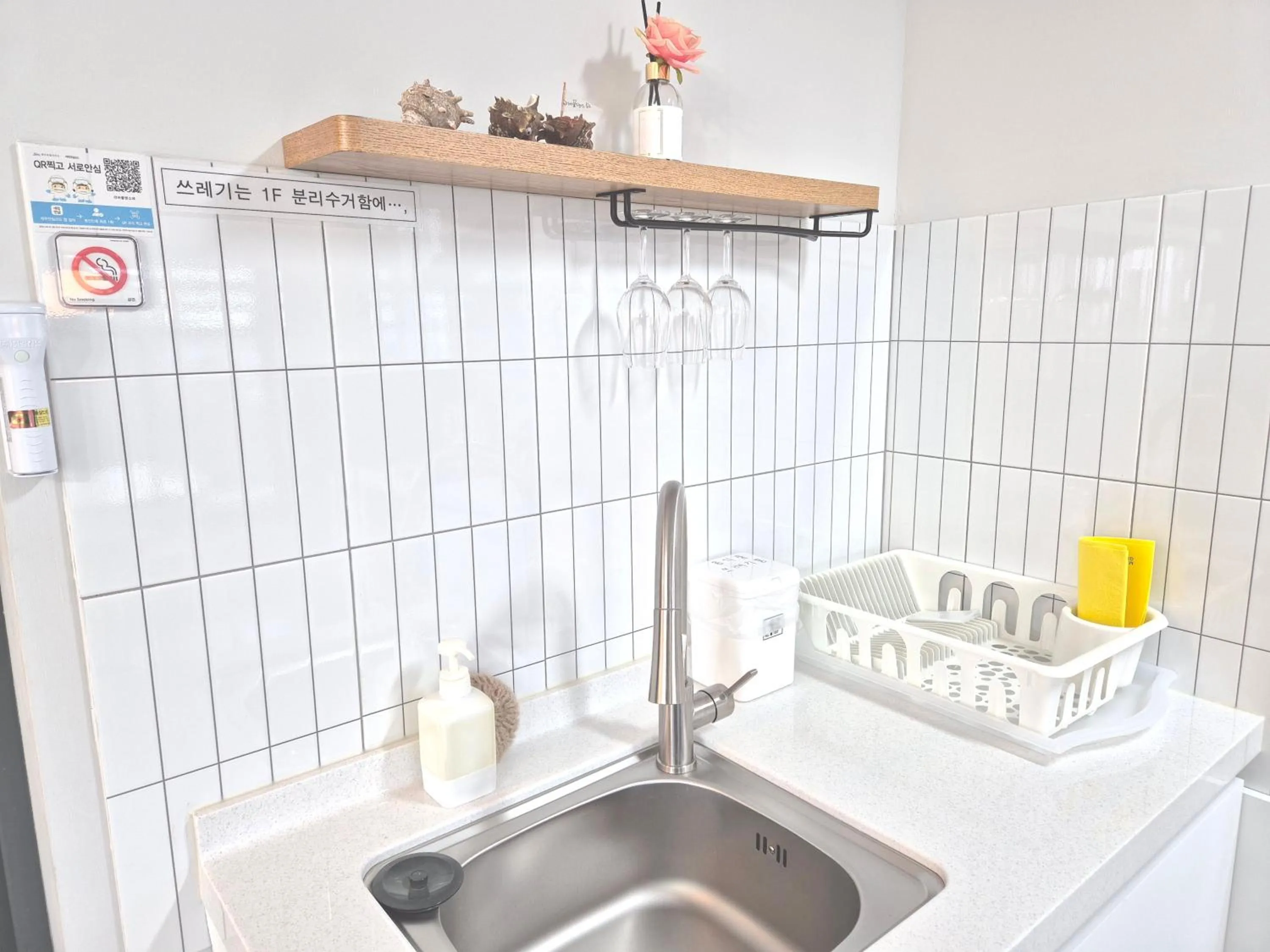 Kitchen or kitchenette in Liverpool & Spa