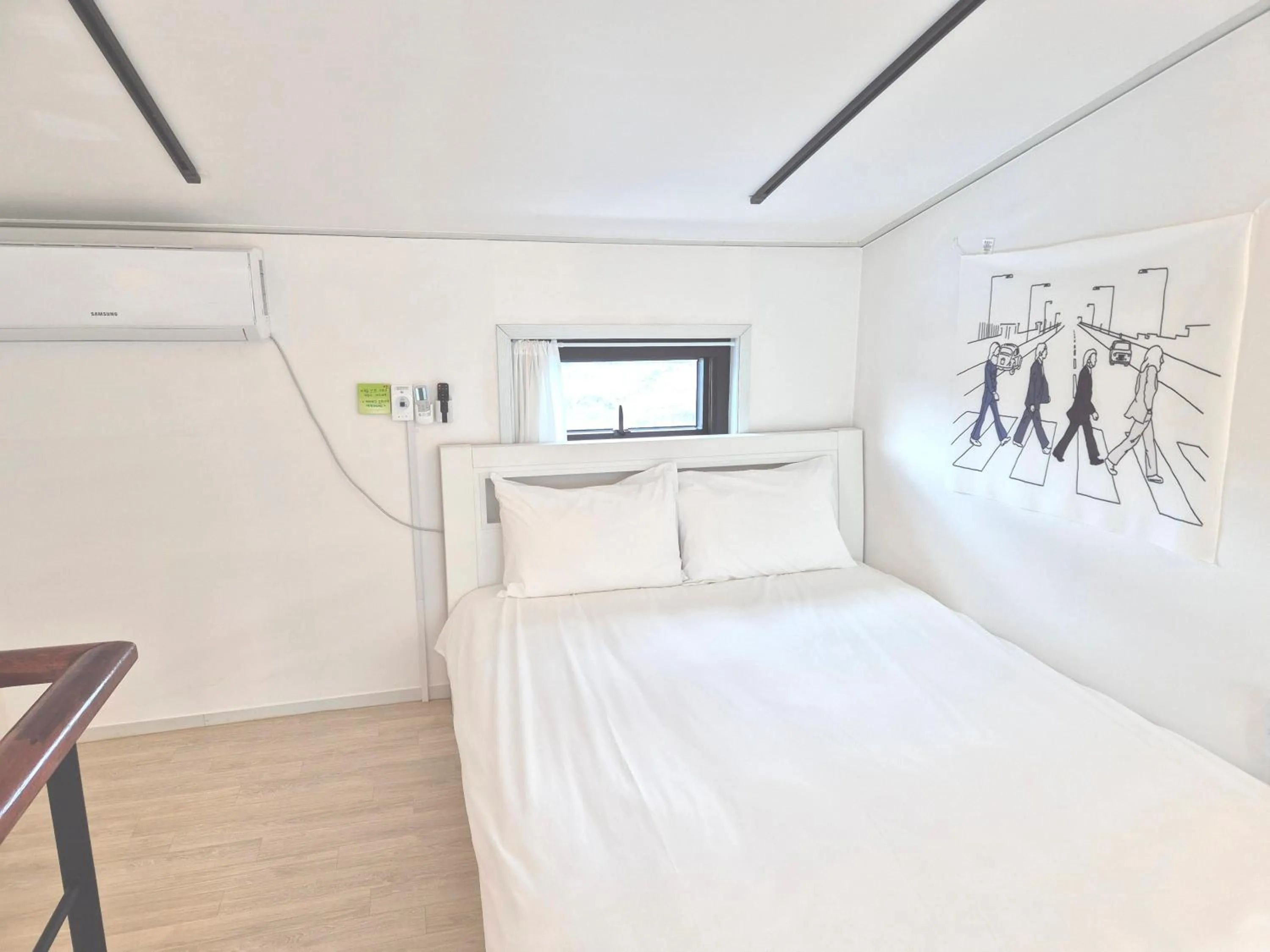 Bedroom, Bed in Liverpool & Spa