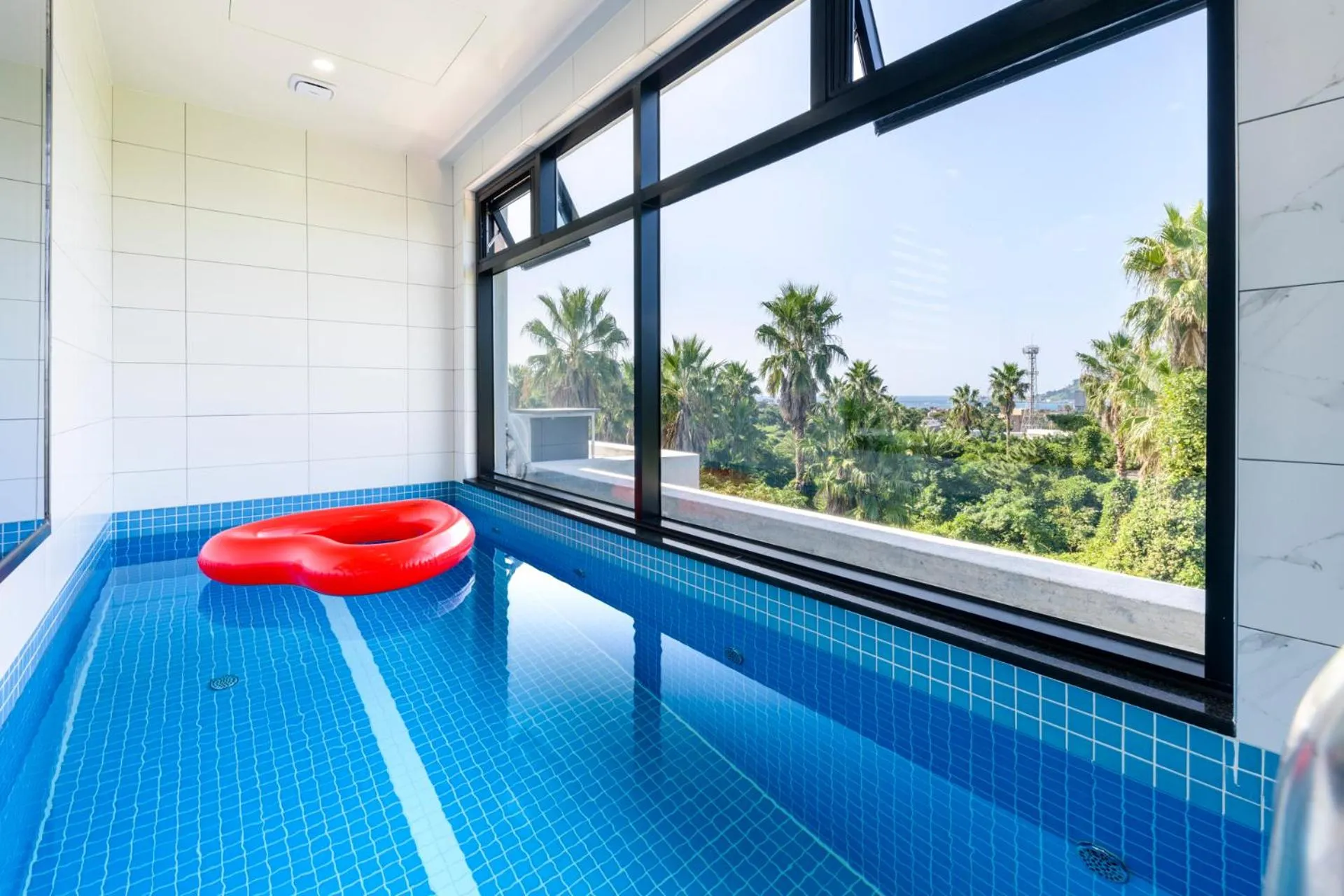 Swimming pool in Liverpool & Spa