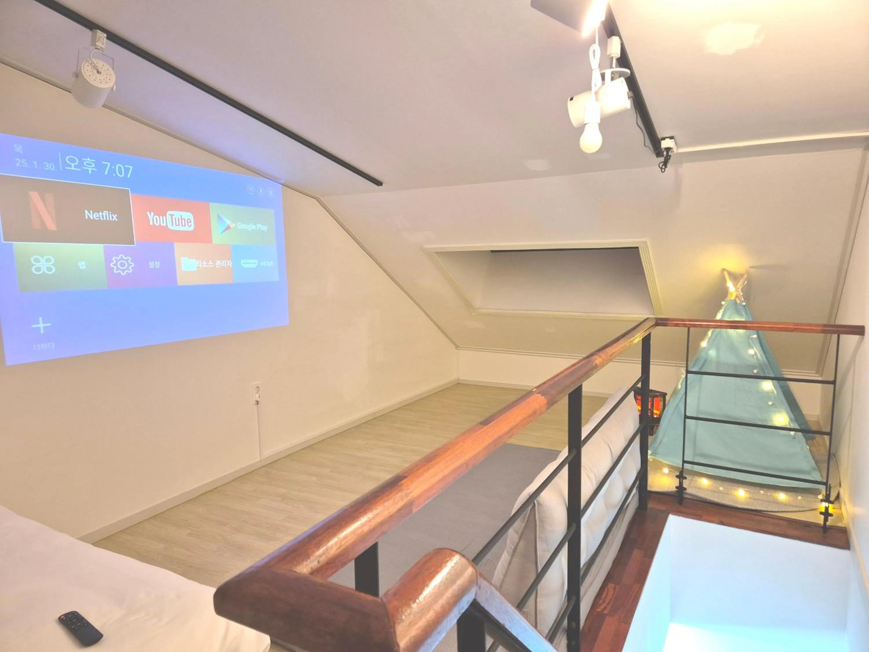 TV and multimedia in Liverpool & Spa