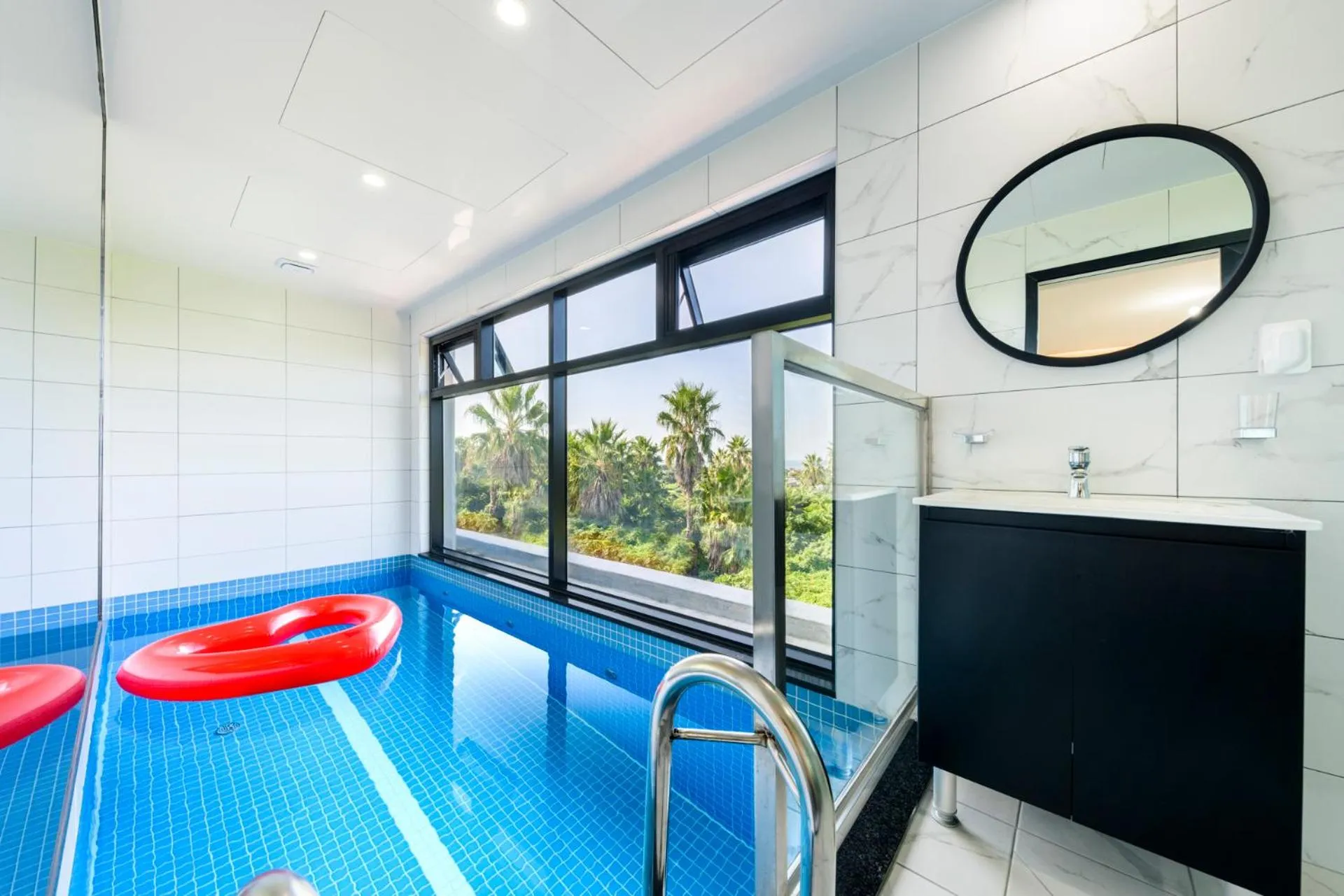 Swimming pool in Liverpool & Spa