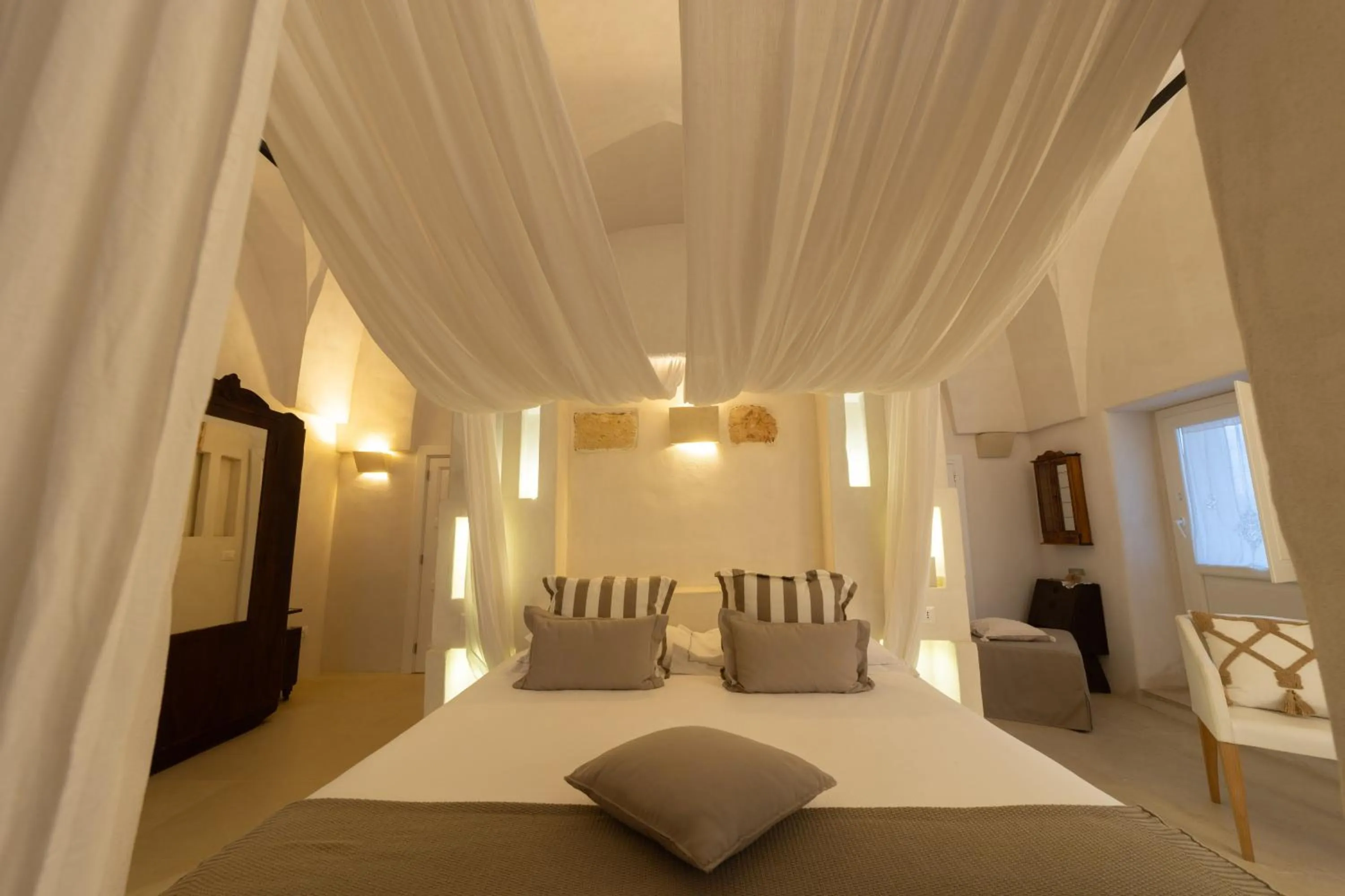 Bedroom, Bed in Masseria Messapia Wine Resort & Spa Salento