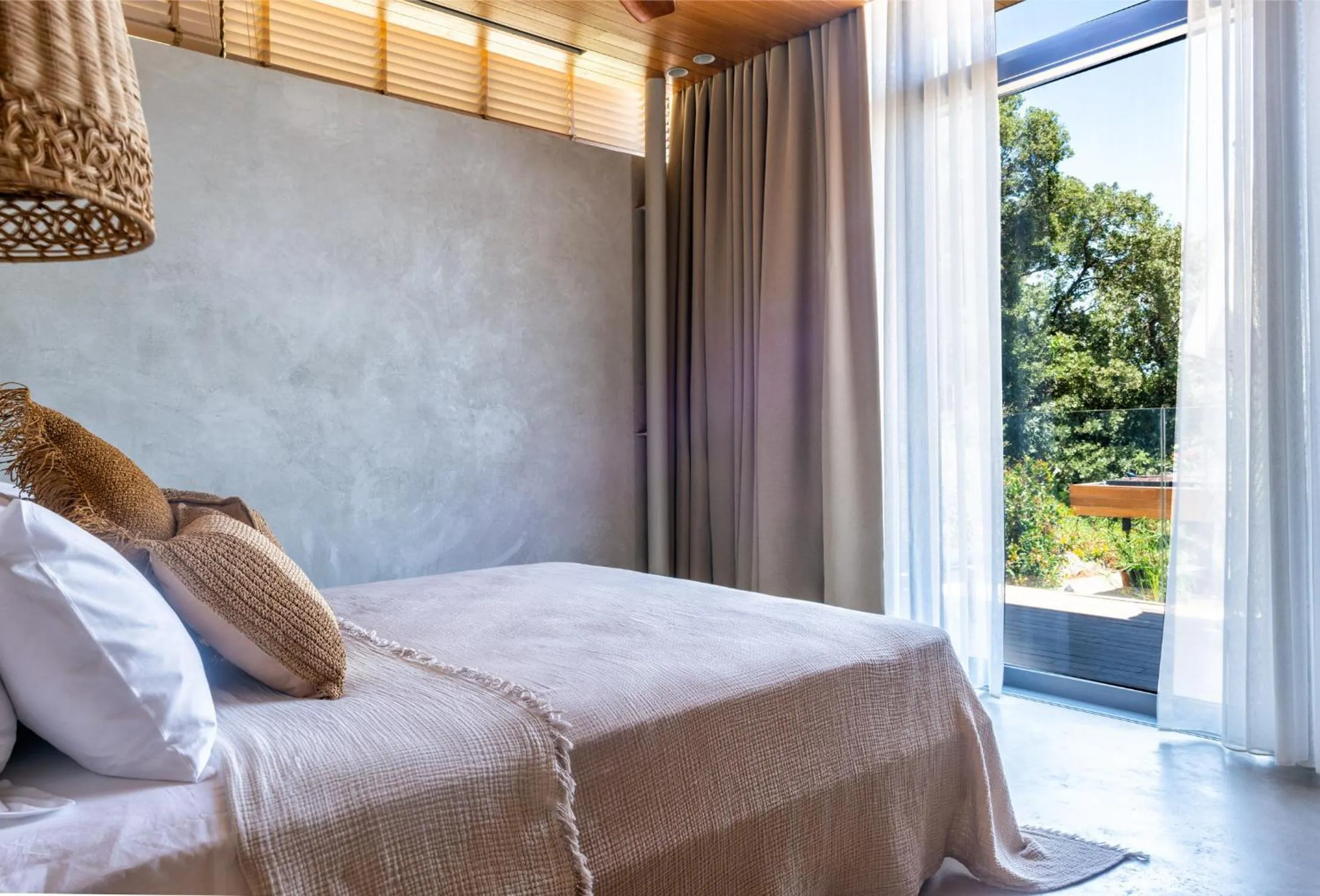 Bed in Birdcage 33 Hotel - Adult Only