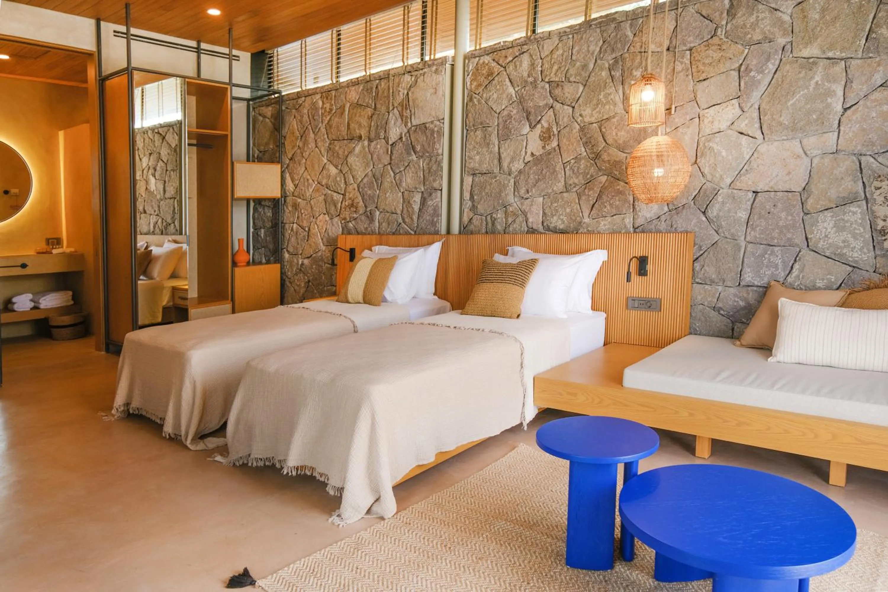 Bed in Birdcage 33 Hotel - Adult Only