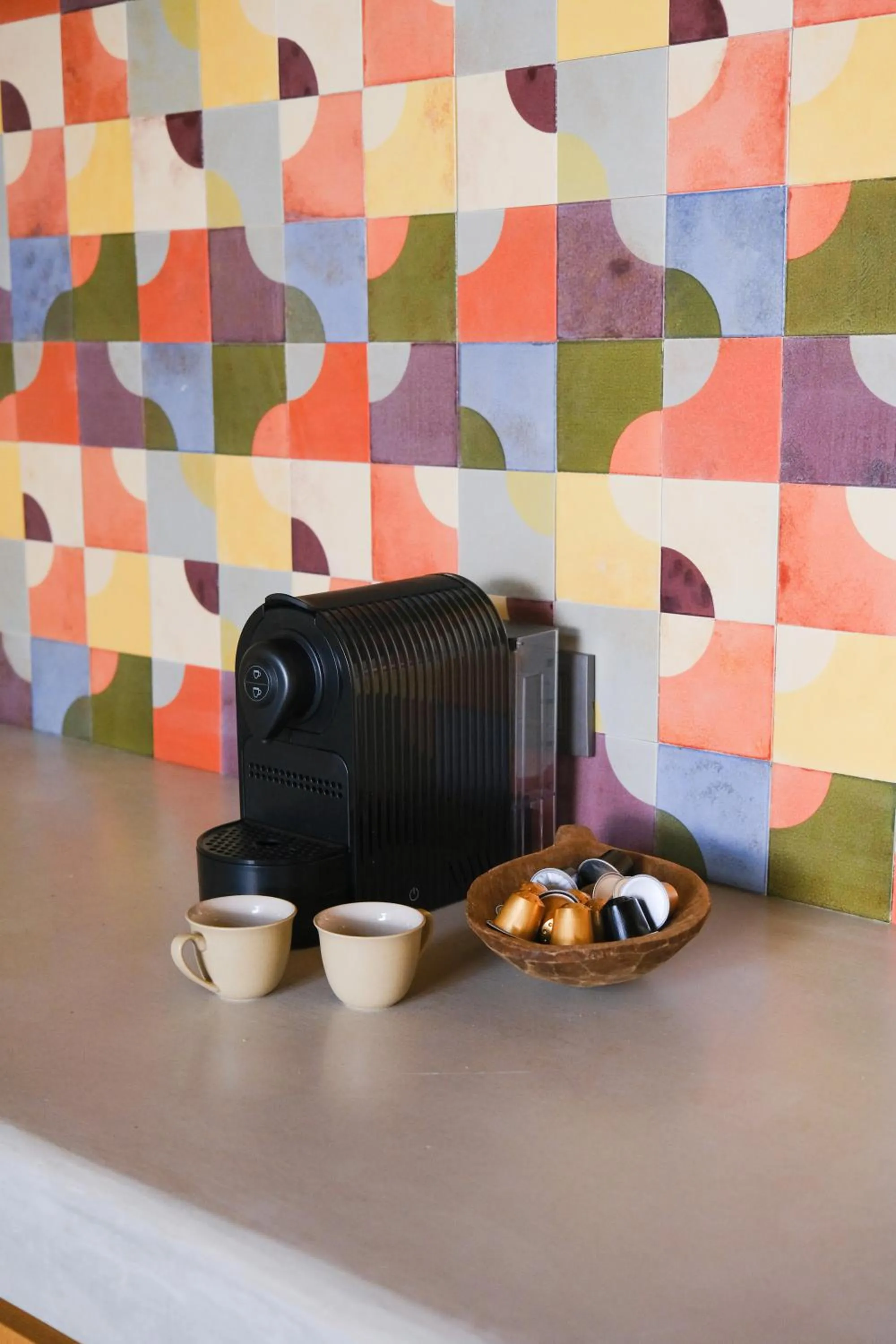 Coffee/tea facilities in Birdcage 33 Hotel - Adult Only