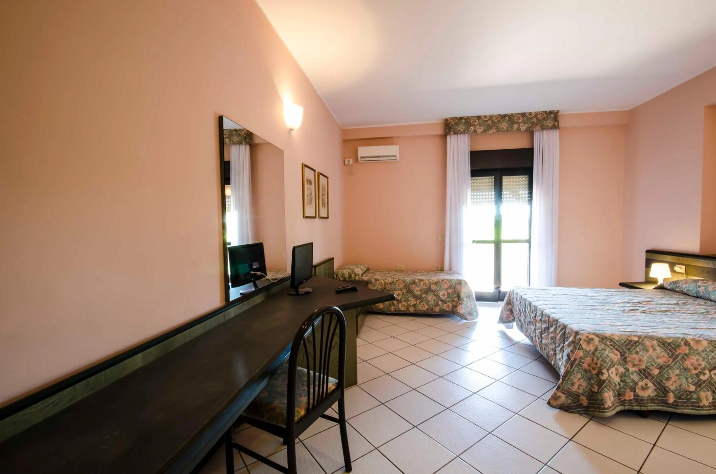 Bedroom in Torre Del Sole