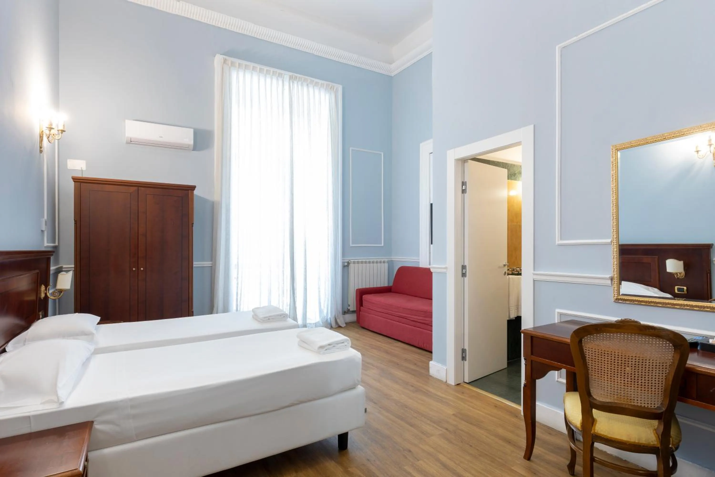 Bed in Napolit'amo Hotel Principe