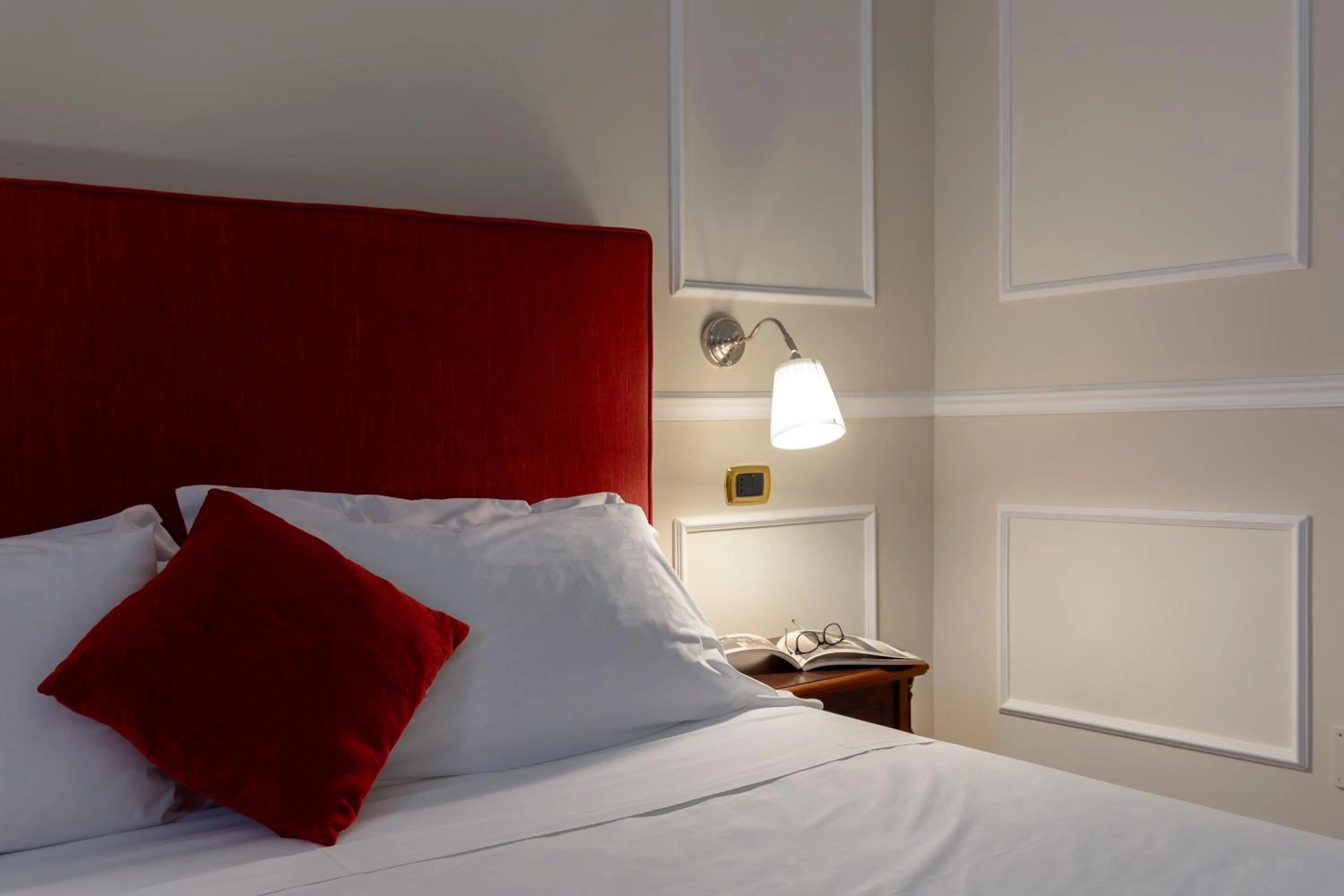 Bed in Napolit'amo Hotel Principe