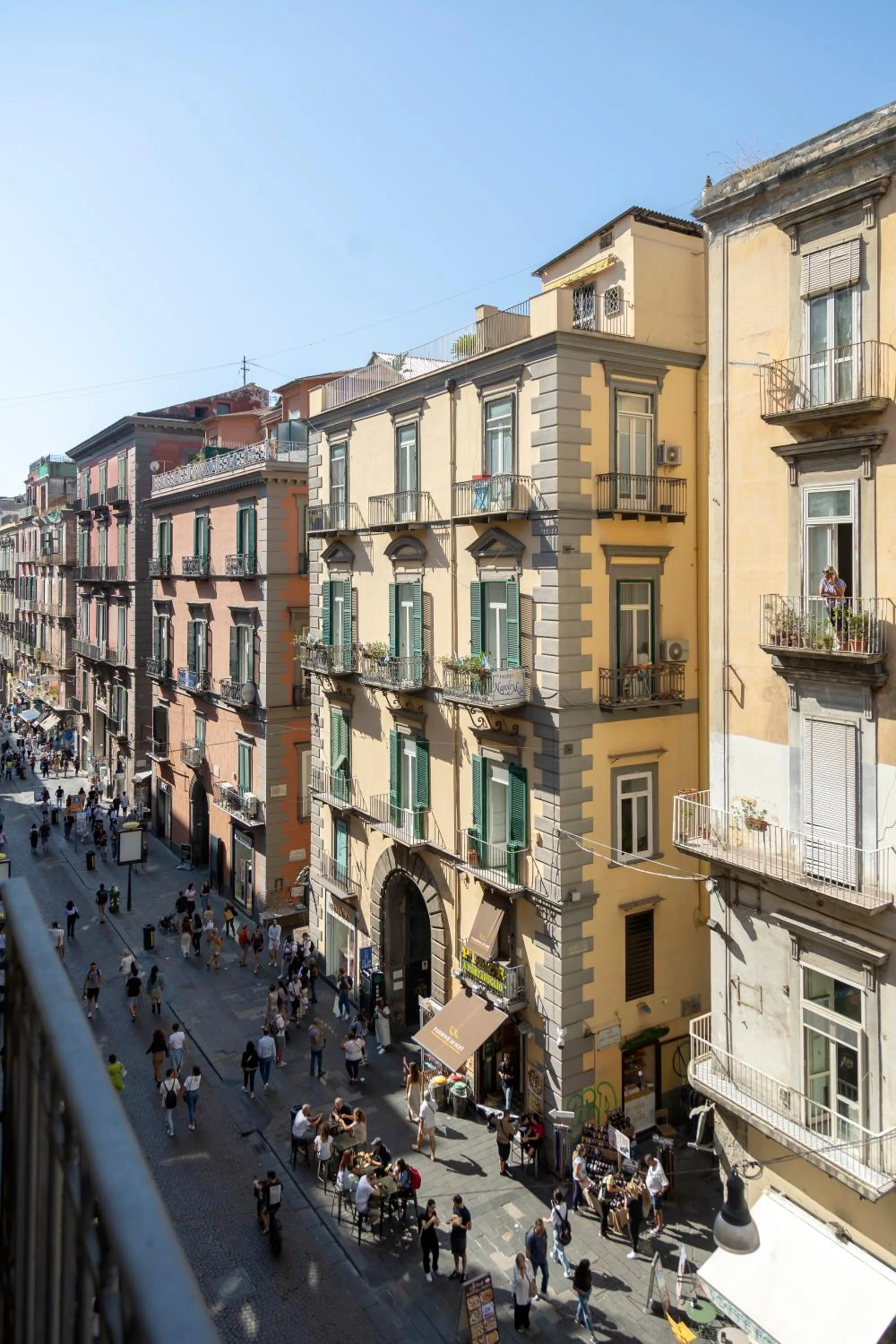 Street view in Napolit'amo Hotel Principe