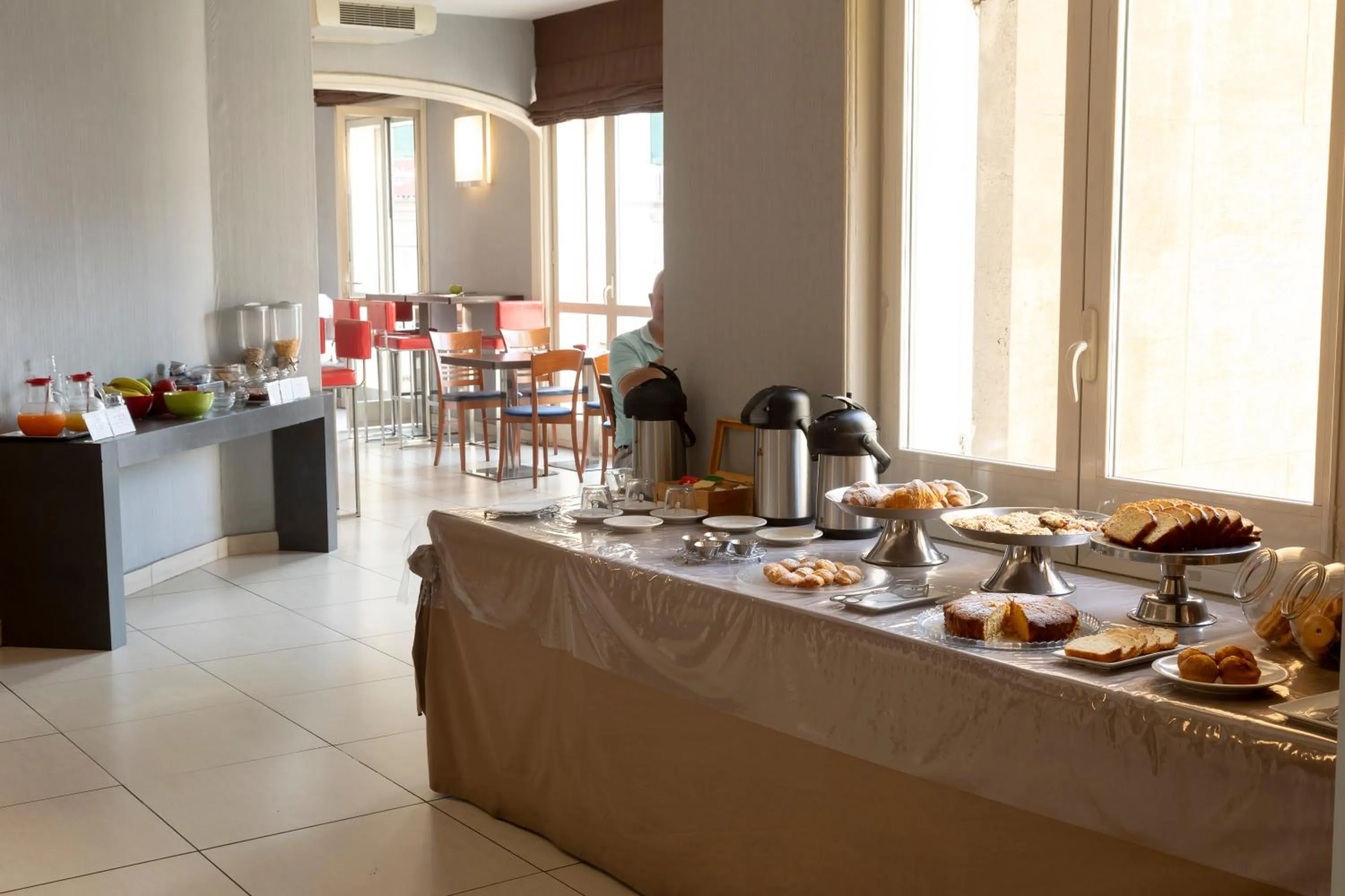 Breakfast in Napolit'amo Hotel Medina