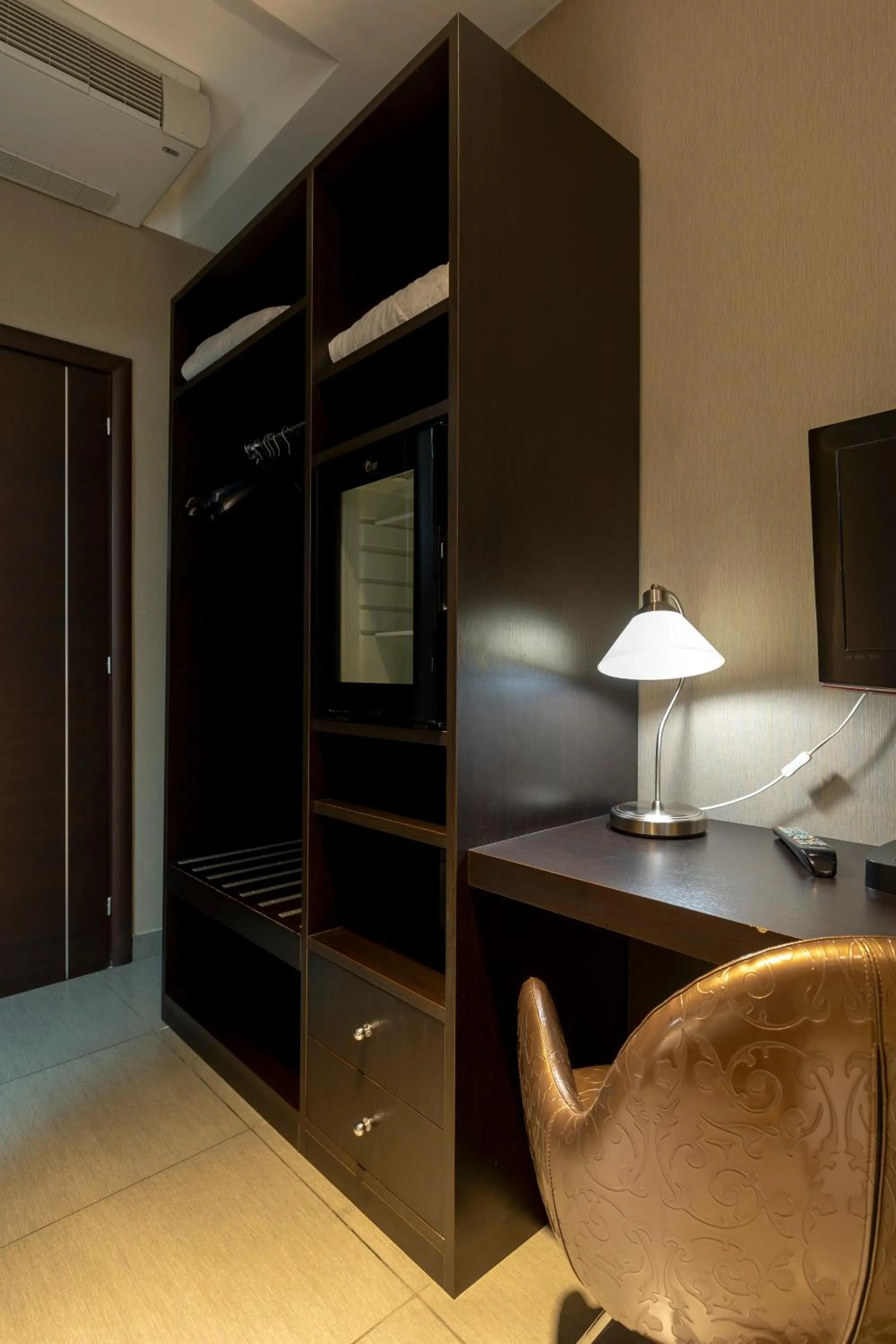 Napolit'amo Hotel Medina