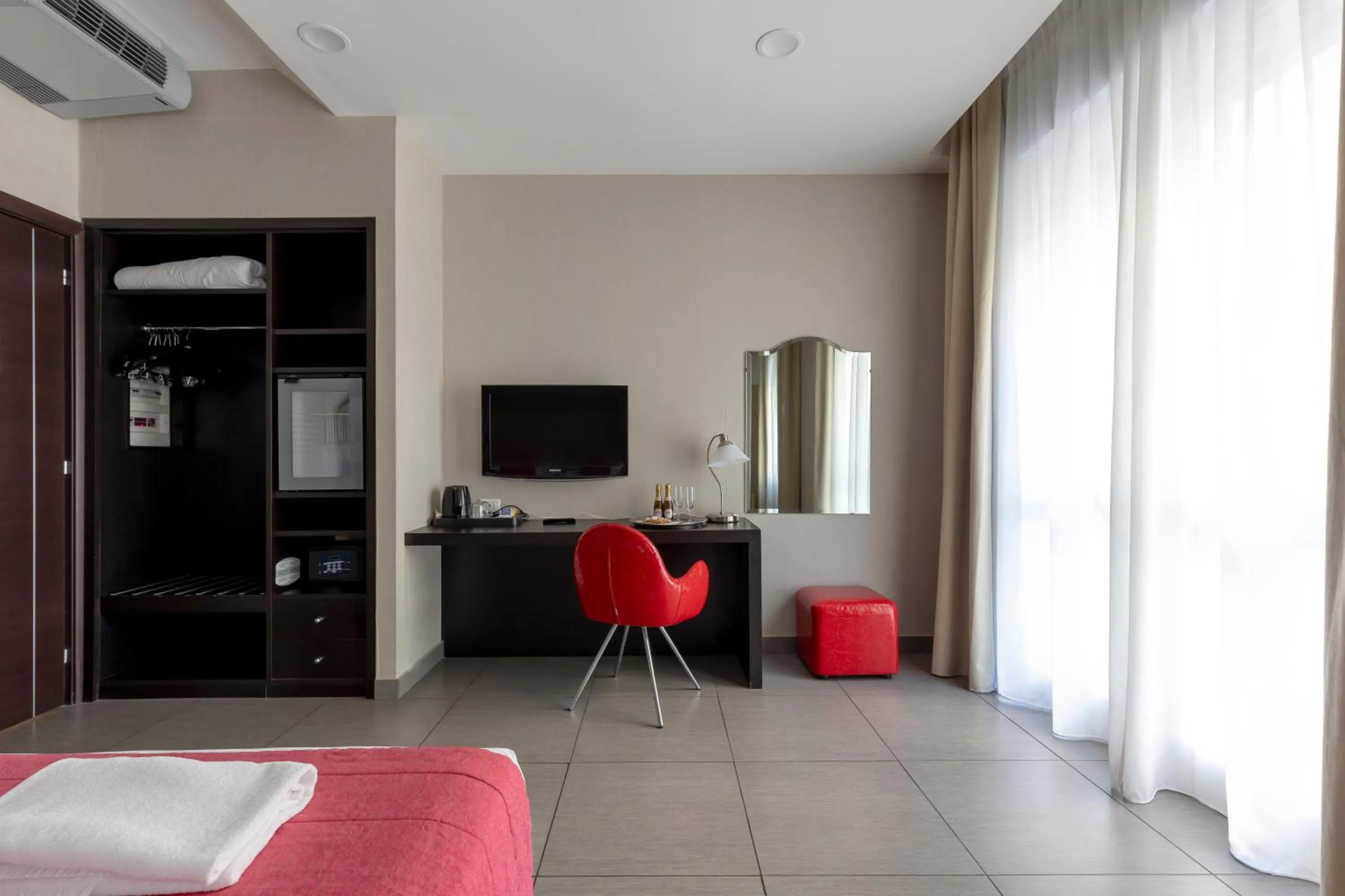 Napolit'amo Hotel Medina