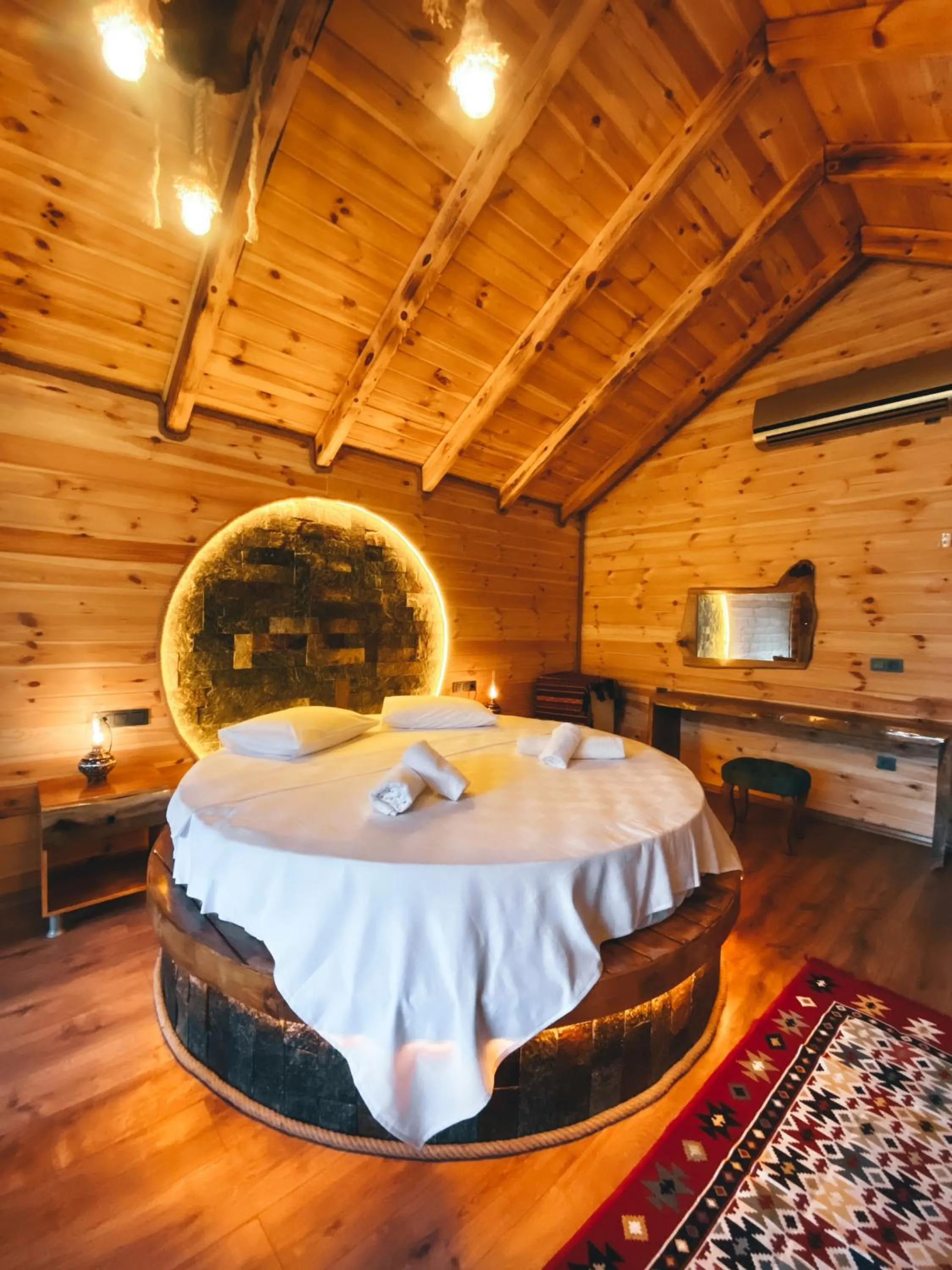 Bed in ZirvedeKal Suit Otel