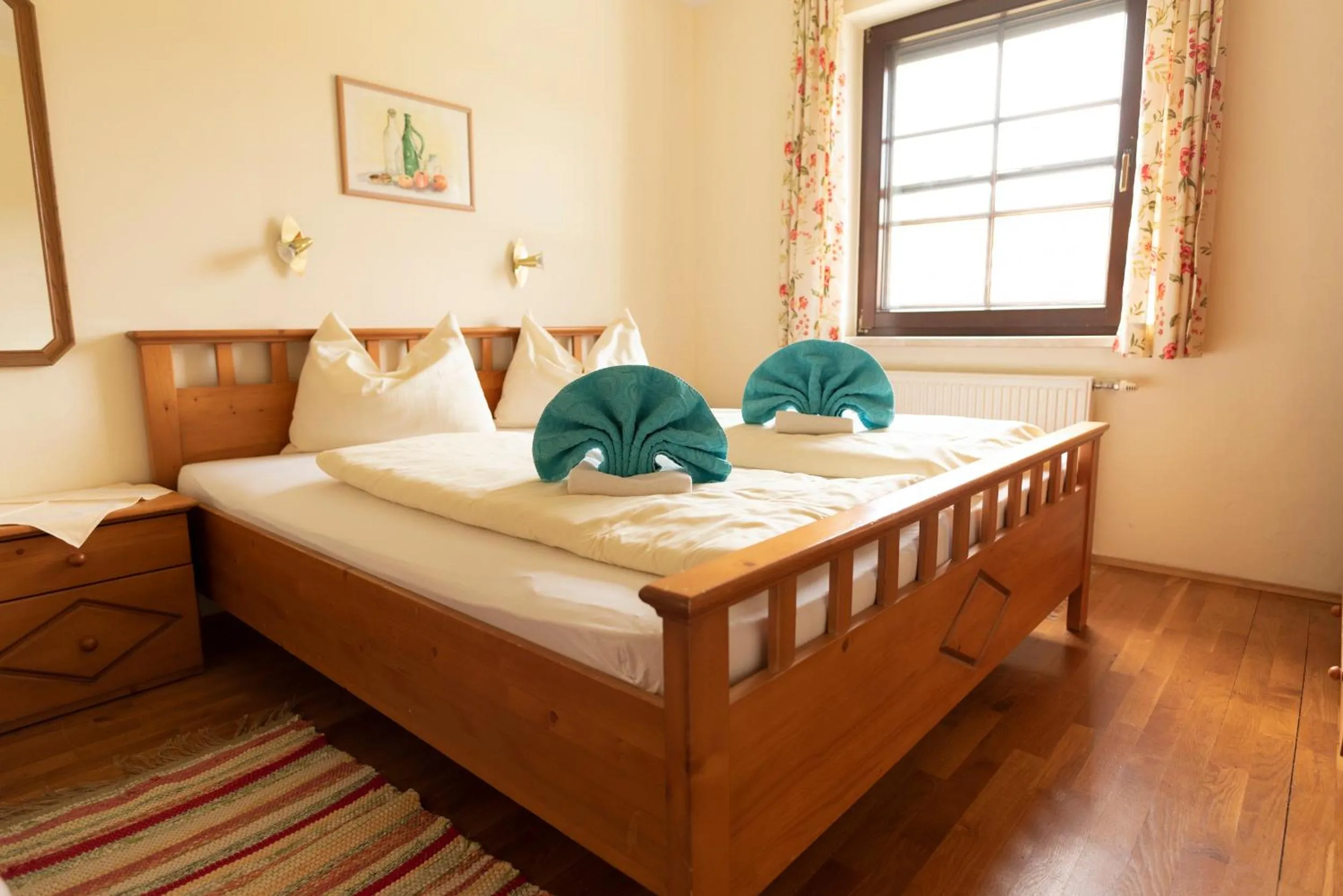 Photo of the whole room, Bed in Gasthof Pension Rabl