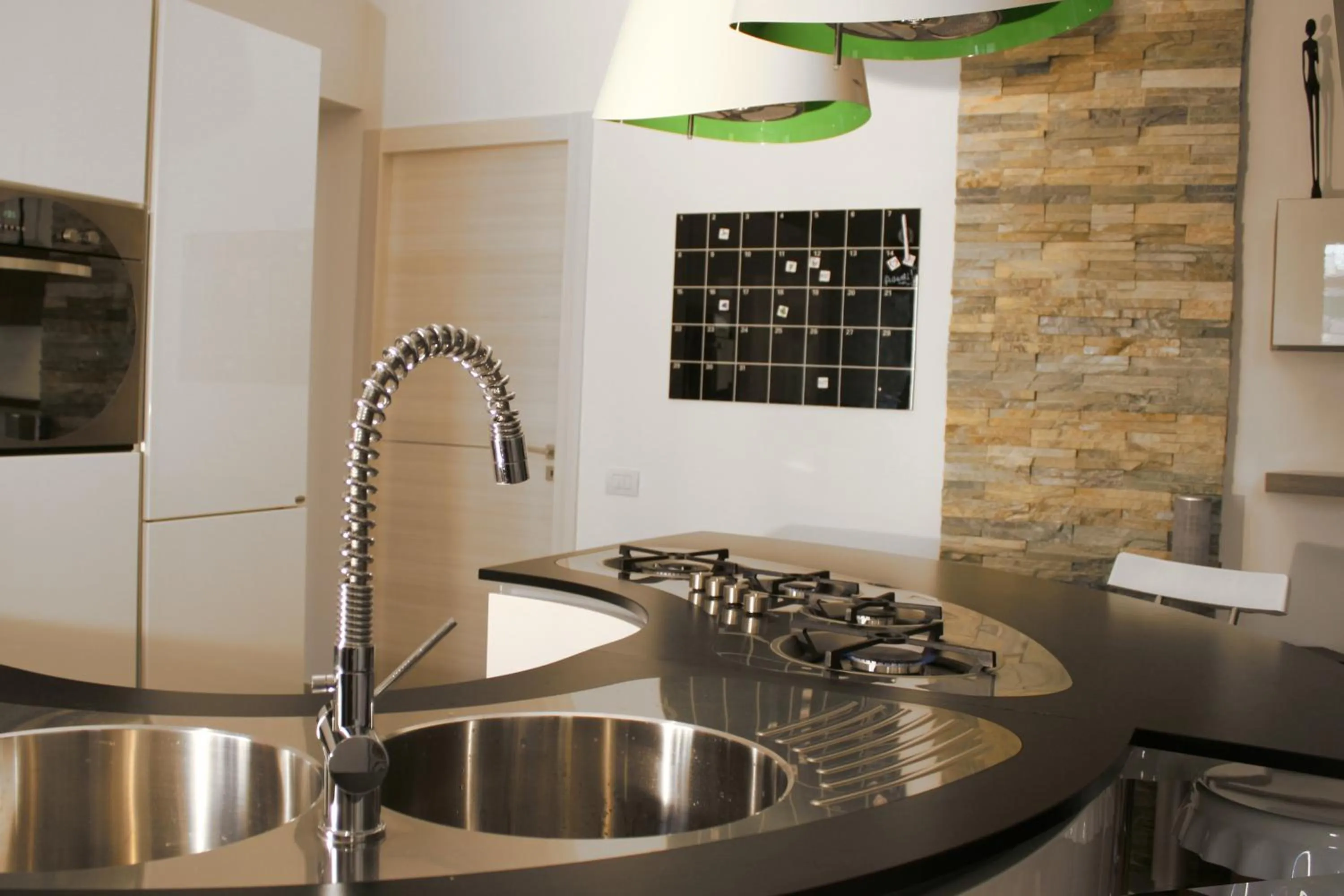 Kitchen or kitchenette in Shelisa B&B