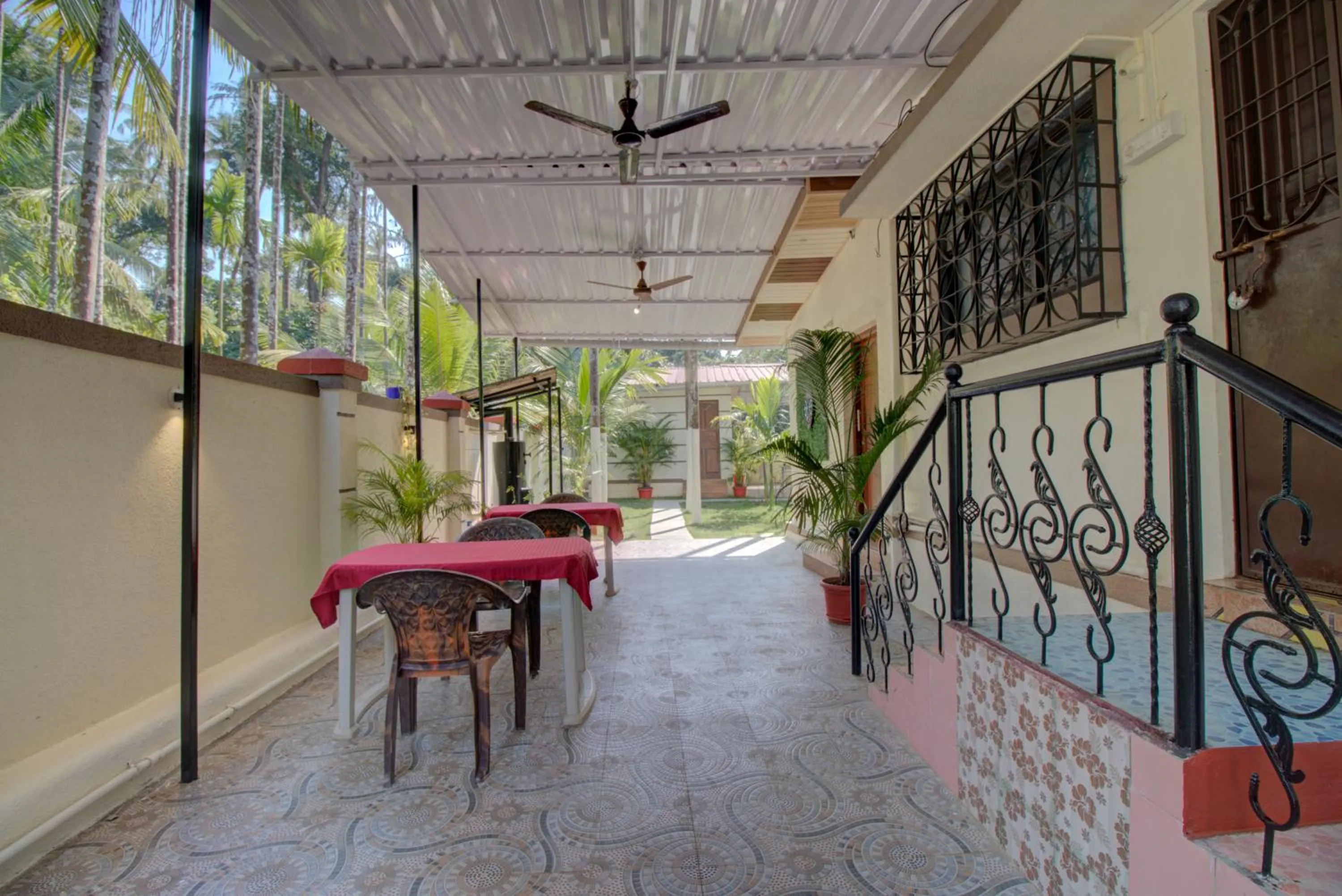 Restaurant/places to eat in Hotel Snehaprabha - Near to Nagaon Beach Alibaug