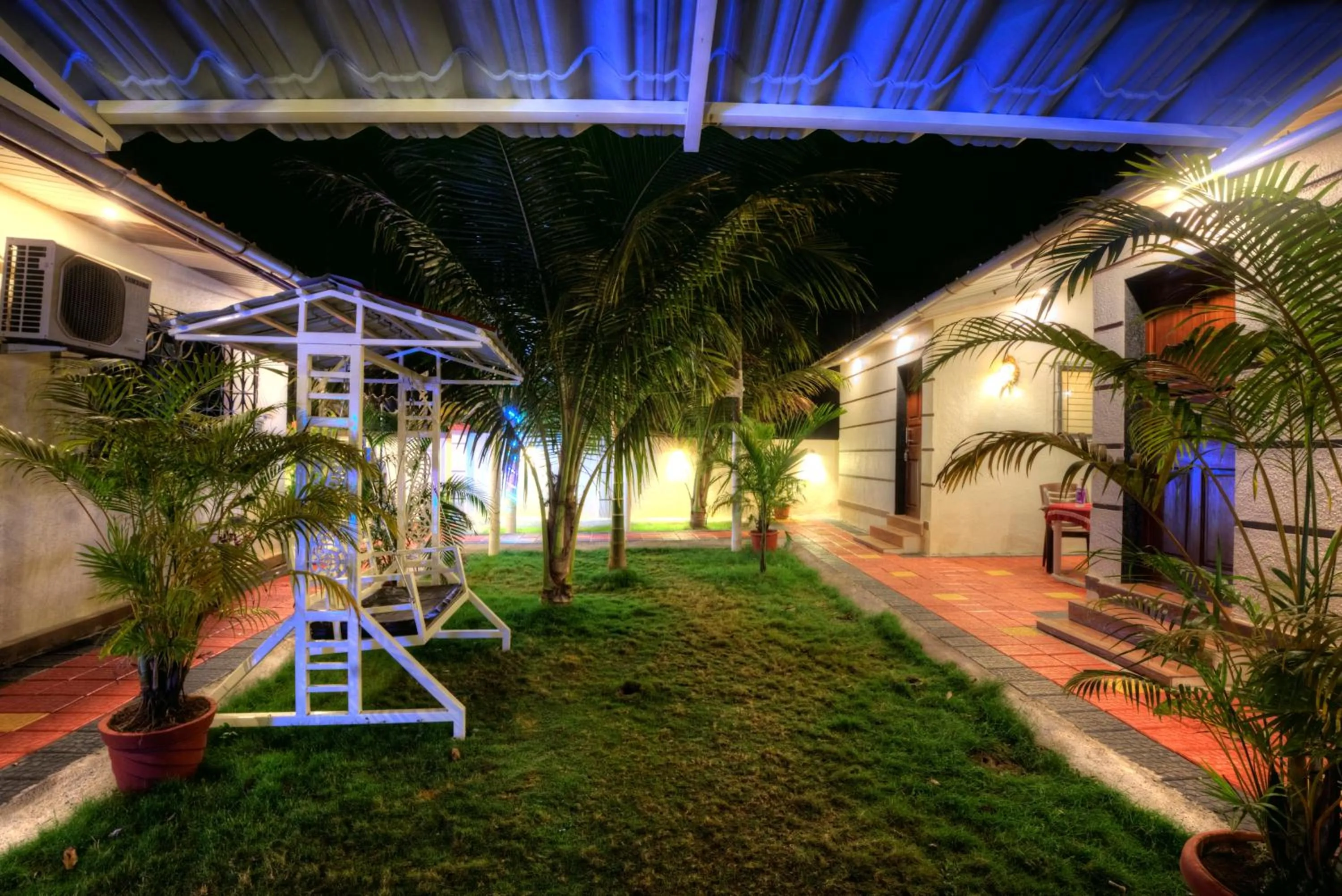 Garden in Hotel Snehaprabha - Near to Nagaon Beach Alibaug