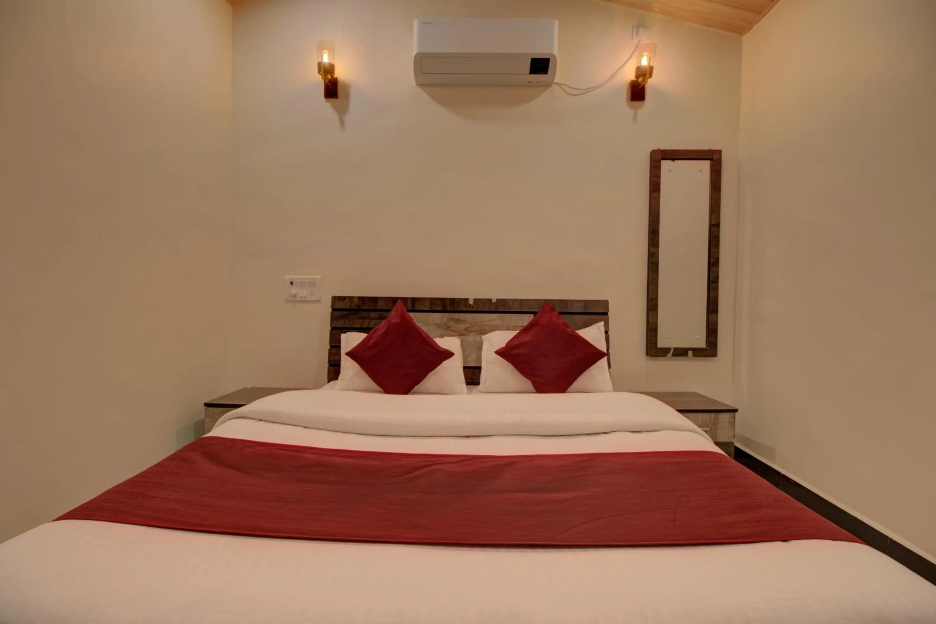Bed in Hotel Snehaprabha - Near to Nagaon Beach Alibaug