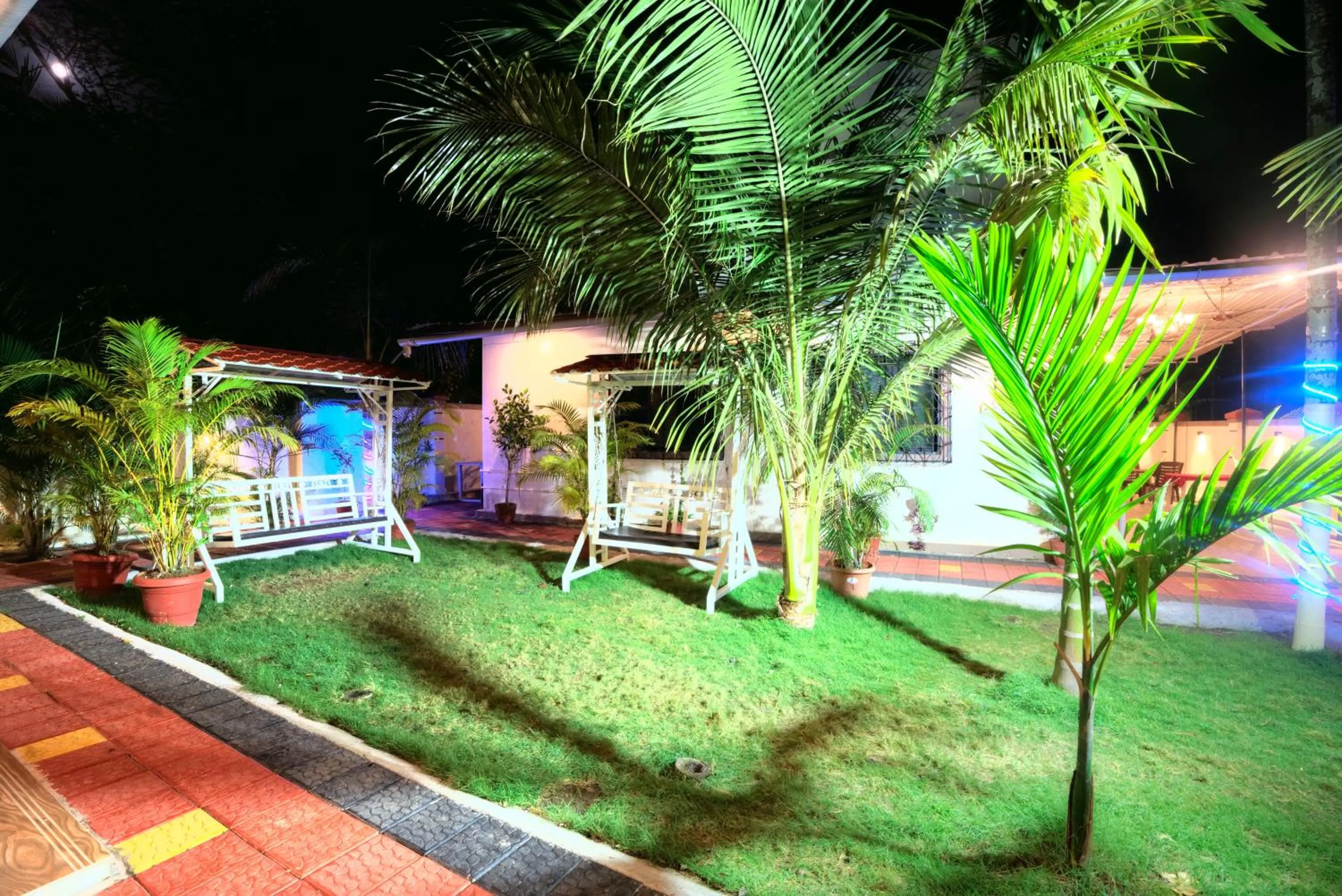Garden in Hotel Snehaprabha - Near to Nagaon Beach Alibaug