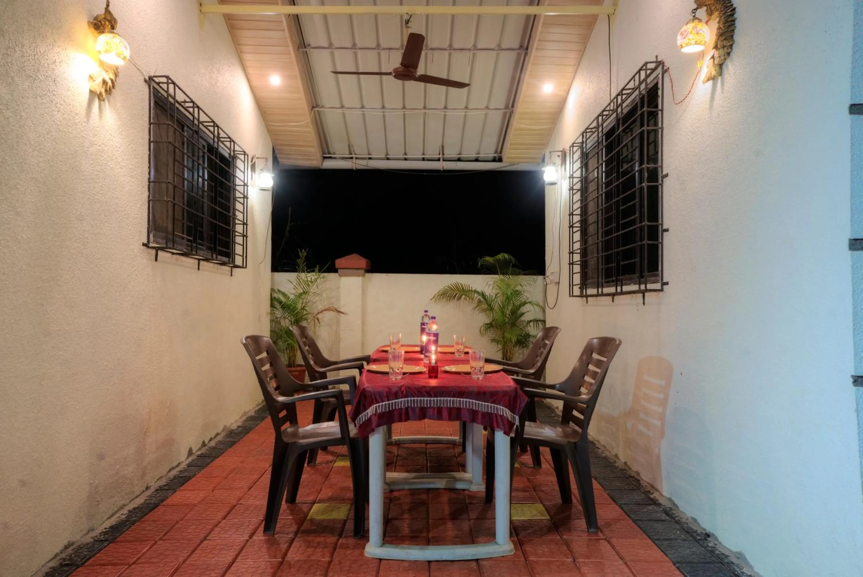 Restaurant/places to eat in Hotel Snehaprabha - Near to Nagaon Beach Alibaug