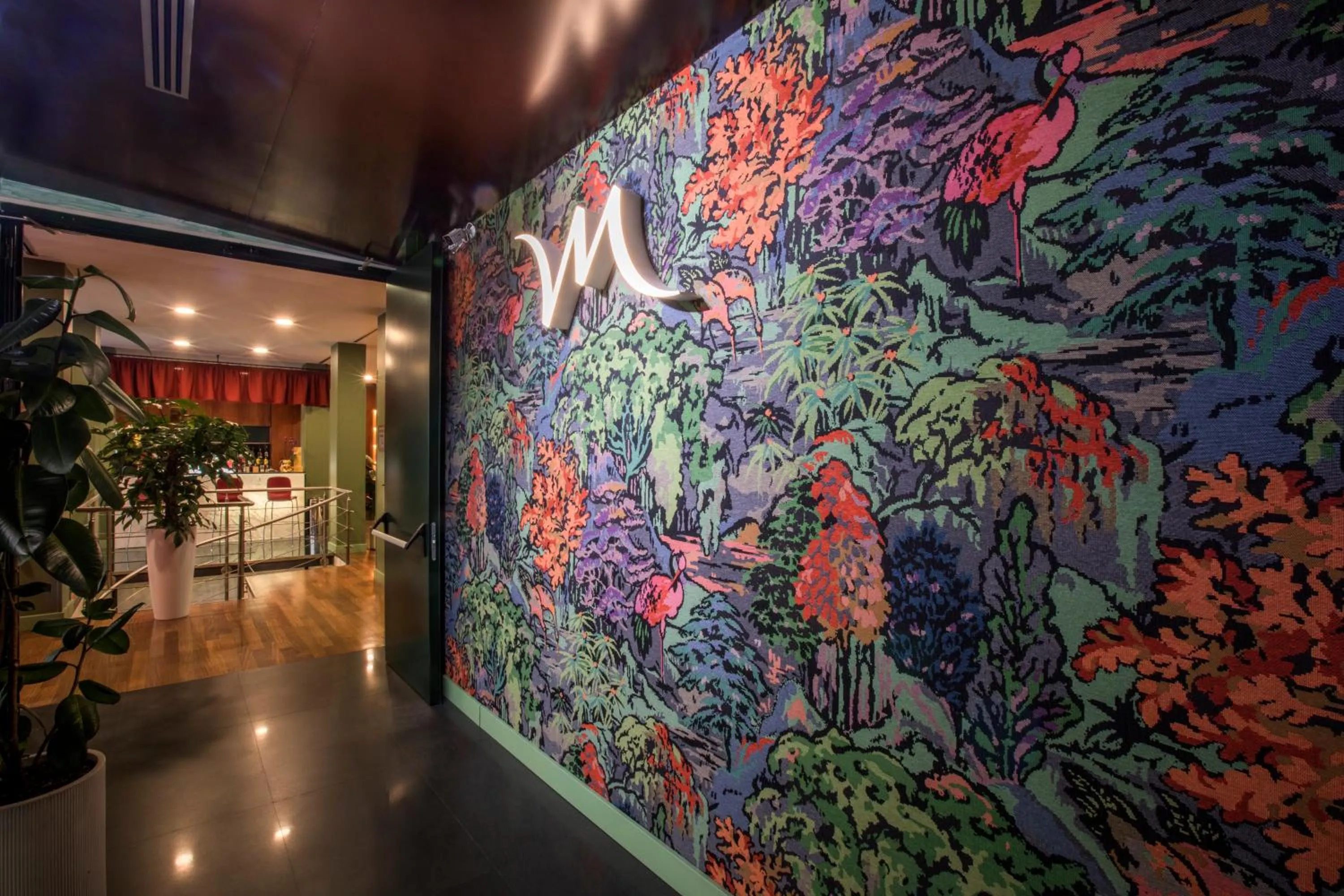 Decorative detail in Mercure Roma Centro Saint John