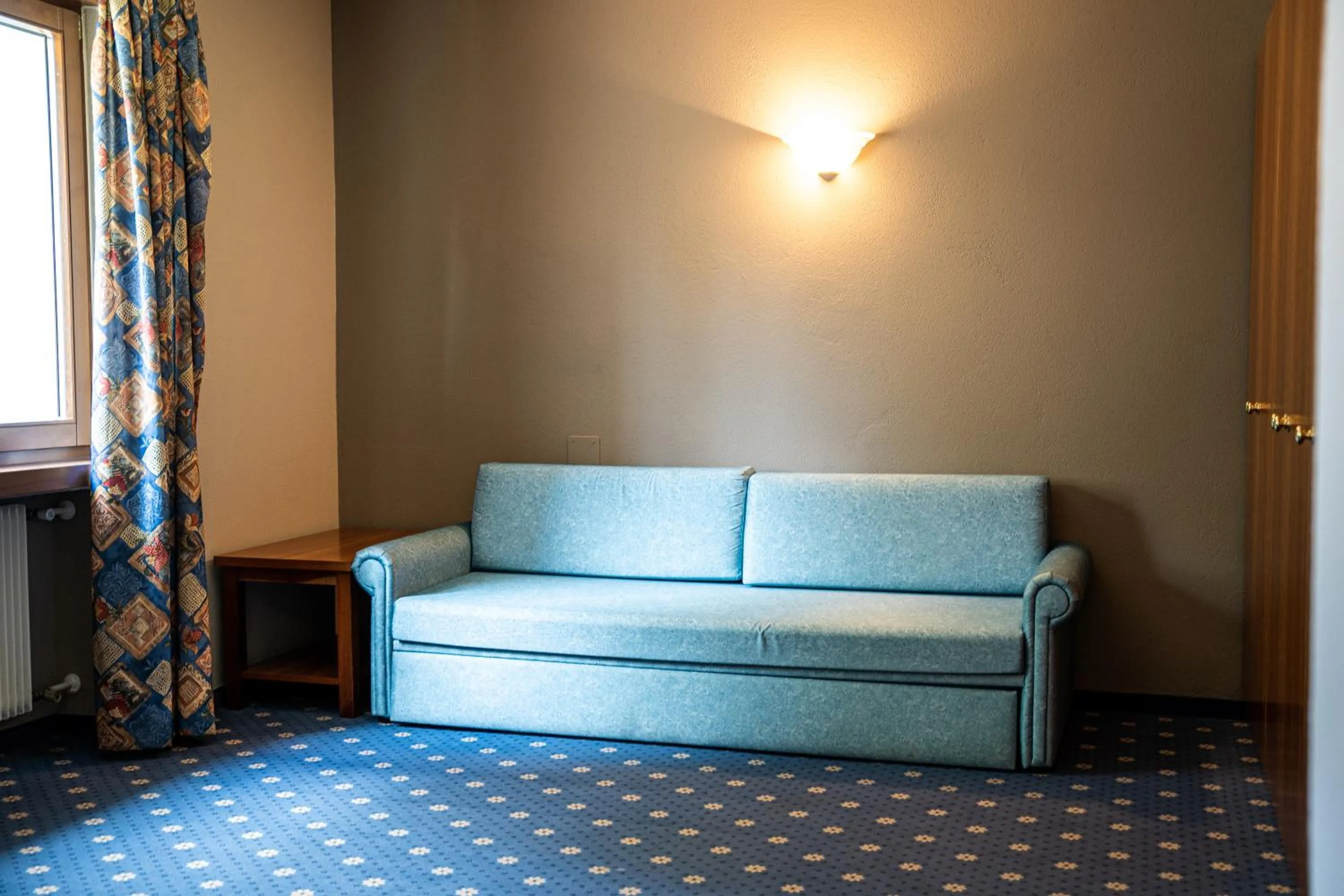 Photo of the whole room in PanoramaHotel Penegal