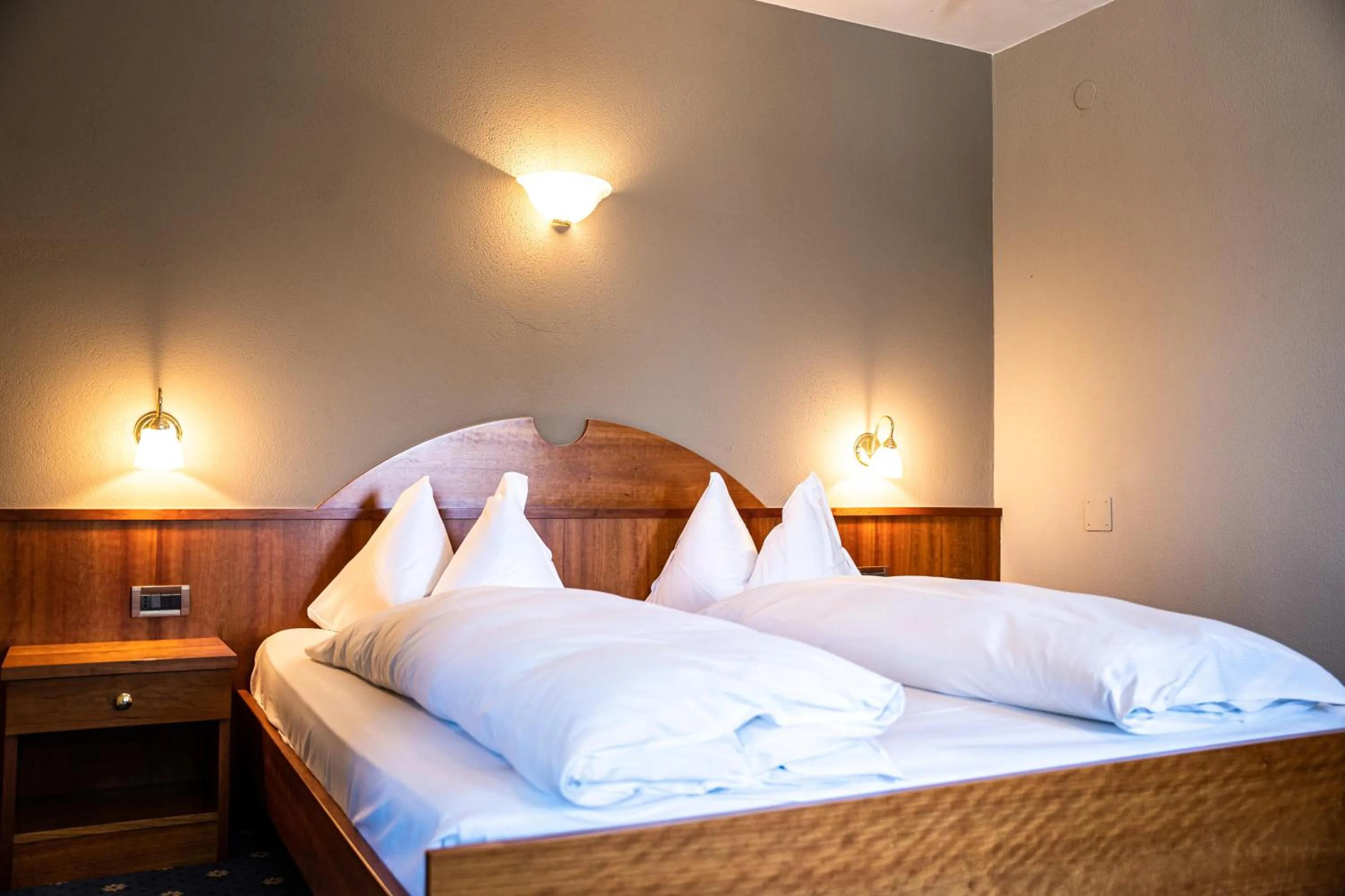 Photo of the whole room in PanoramaHotel Penegal