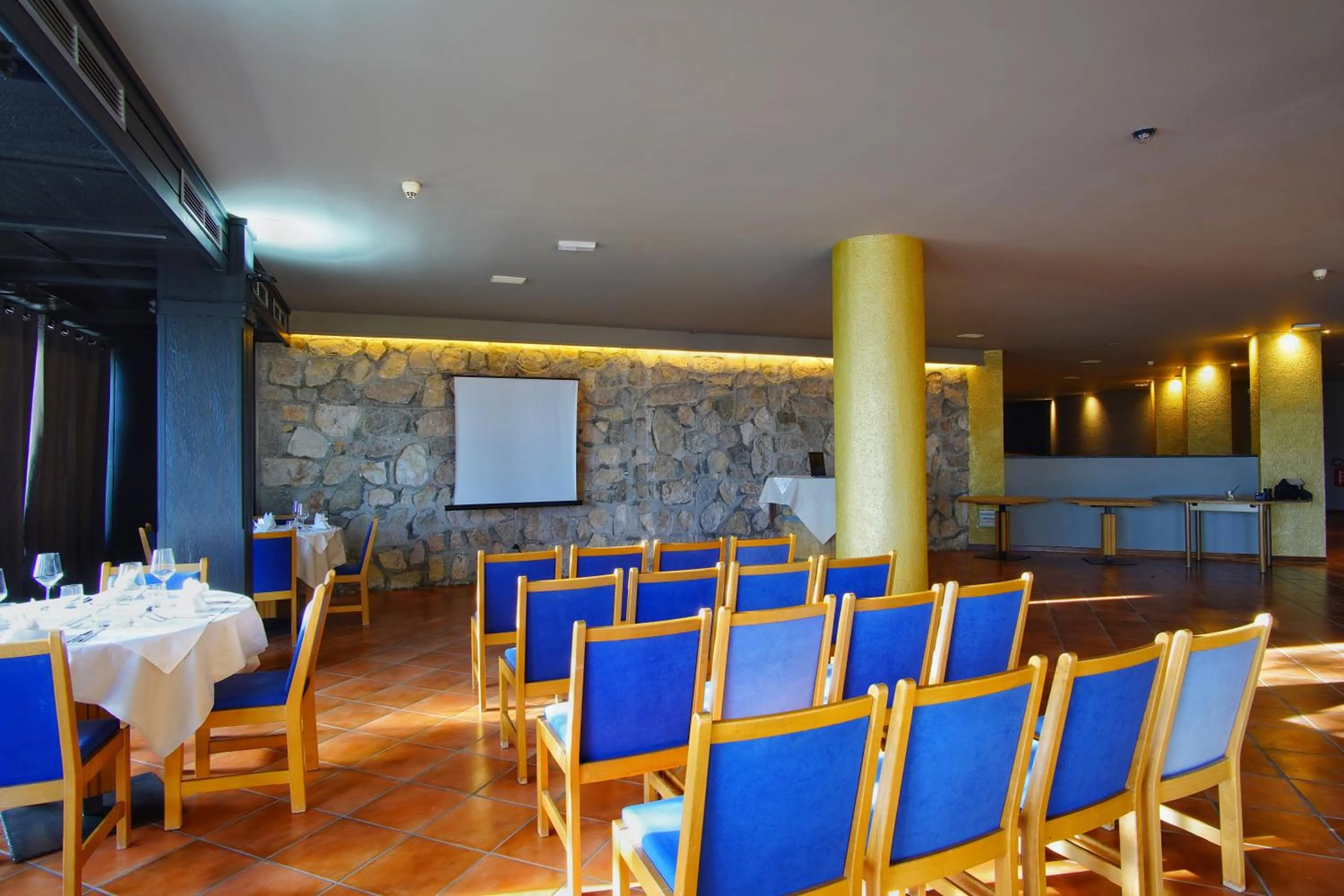 Meeting/conference room in PanoramaHotel Penegal