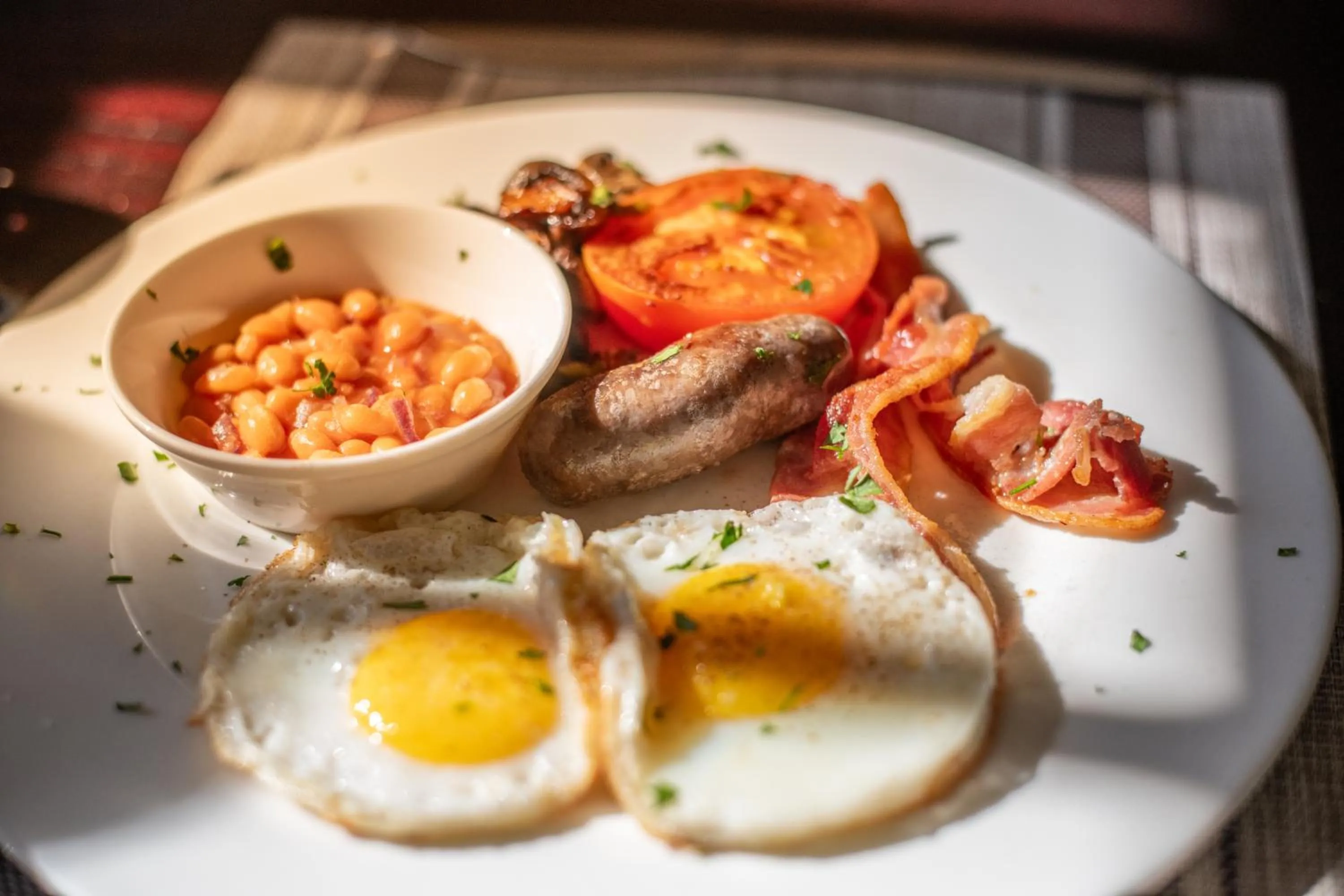 Restaurant/places to eat in Nut Grove Boutique Hotel