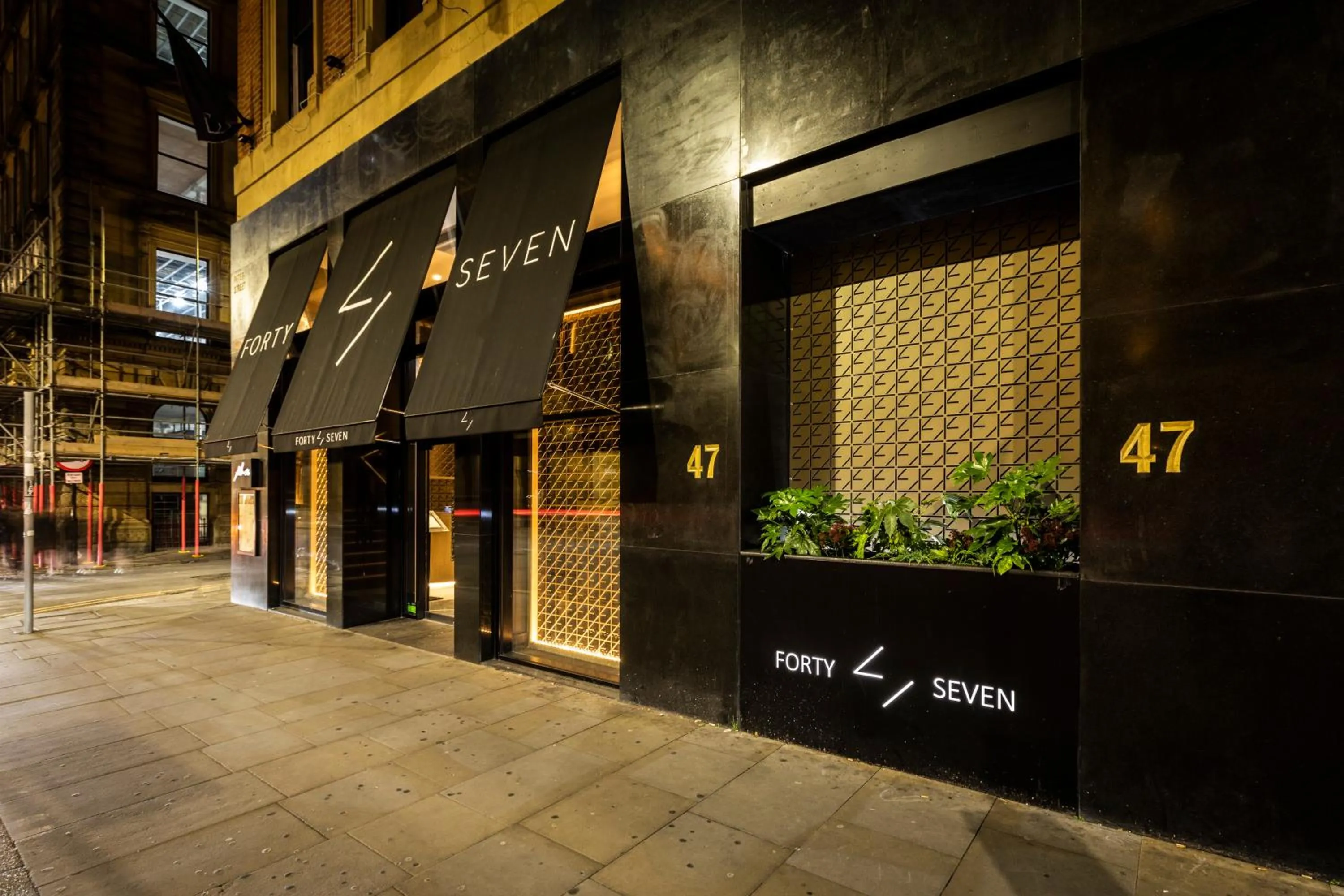 Property building in Forty Seven Hotel Manchester, WorldHotels Crafted