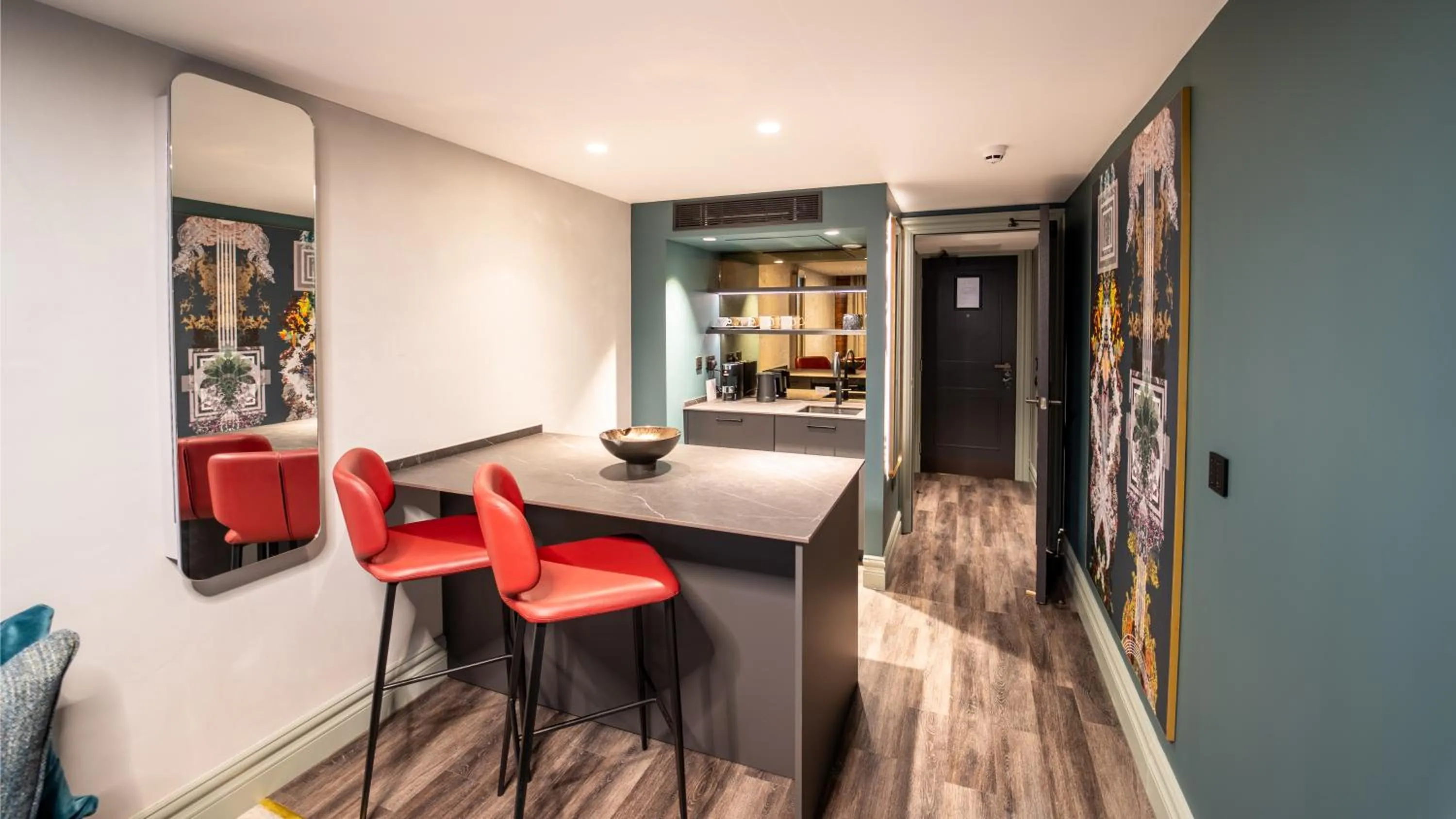 Seating area in Forty Seven Hotel Manchester, WorldHotels Crafted