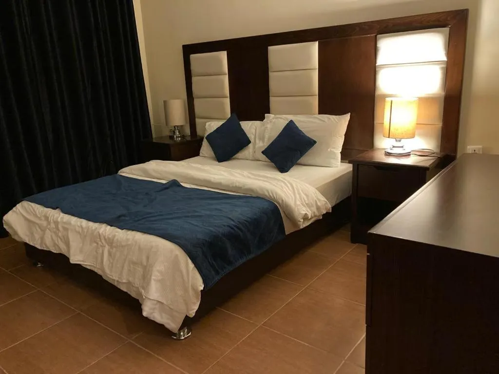 Uptown Hotel Apartment