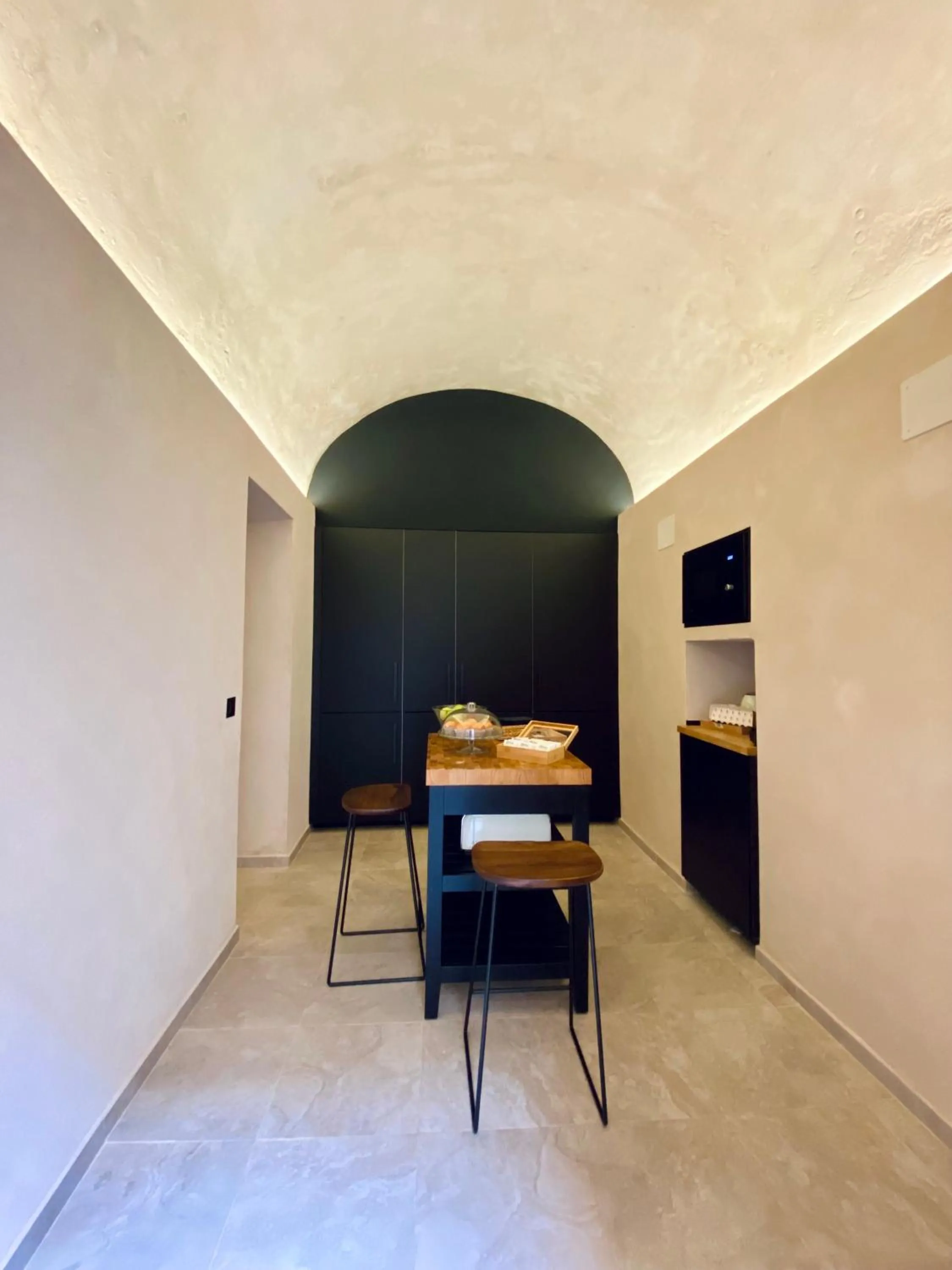 VICTORIA - by Ático73