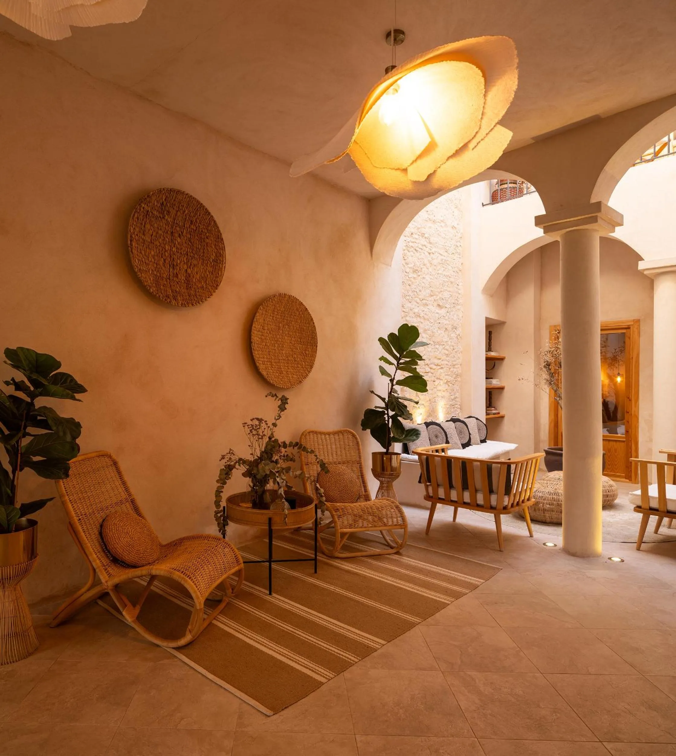 VICTORIA - by Ático73