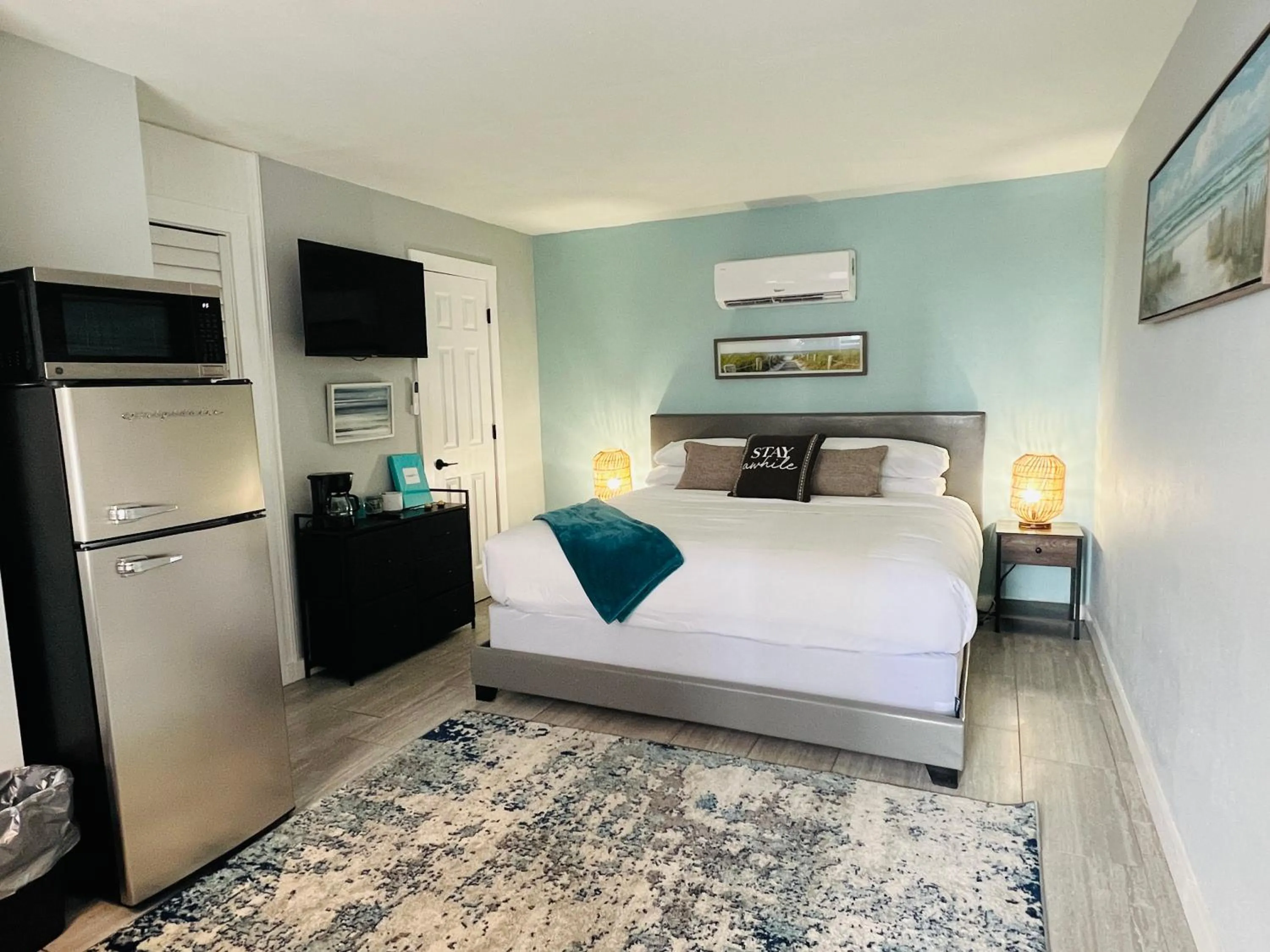 Bed in 1915 Beach Club