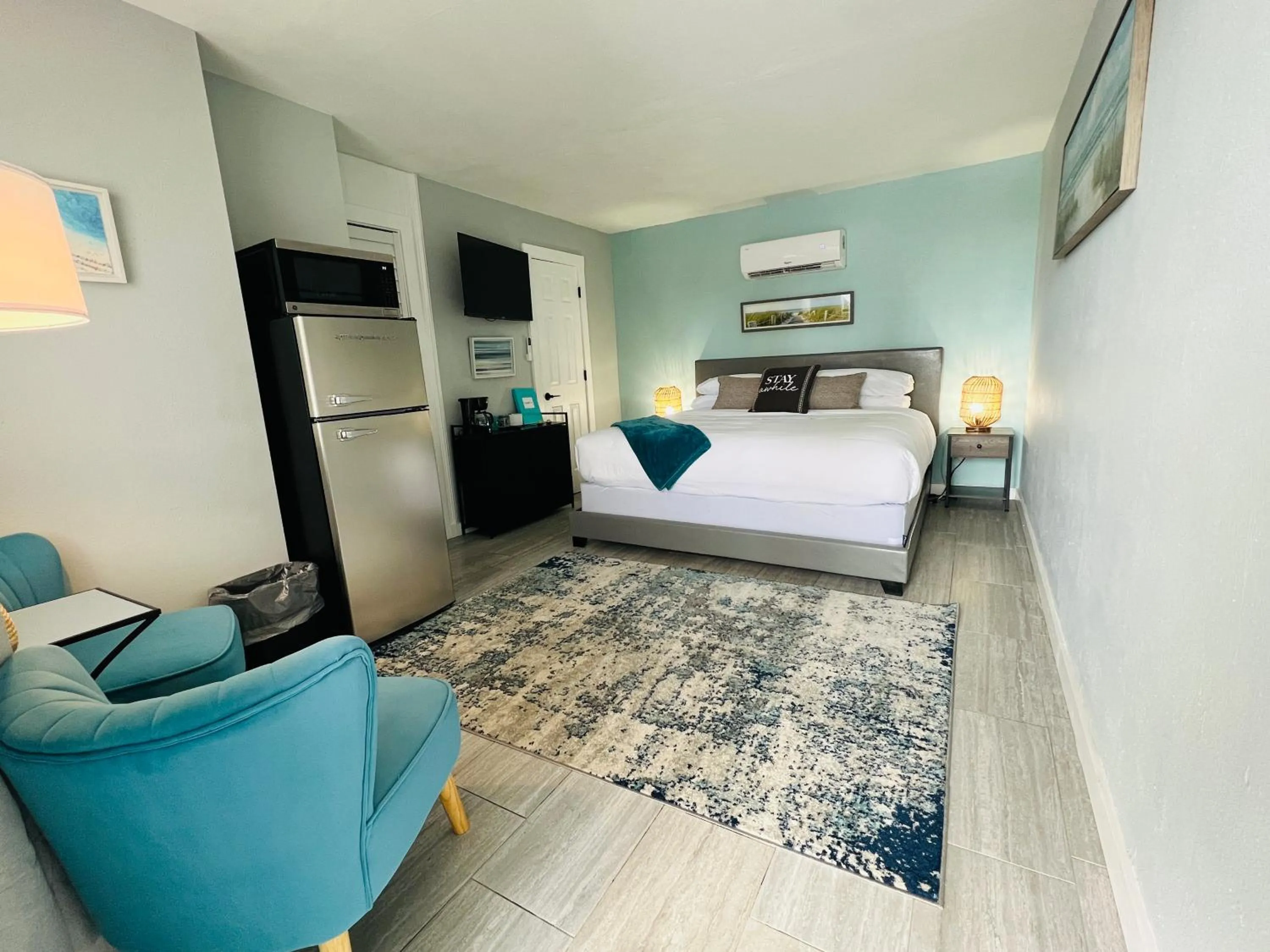 Bed in 1915 Beach Club