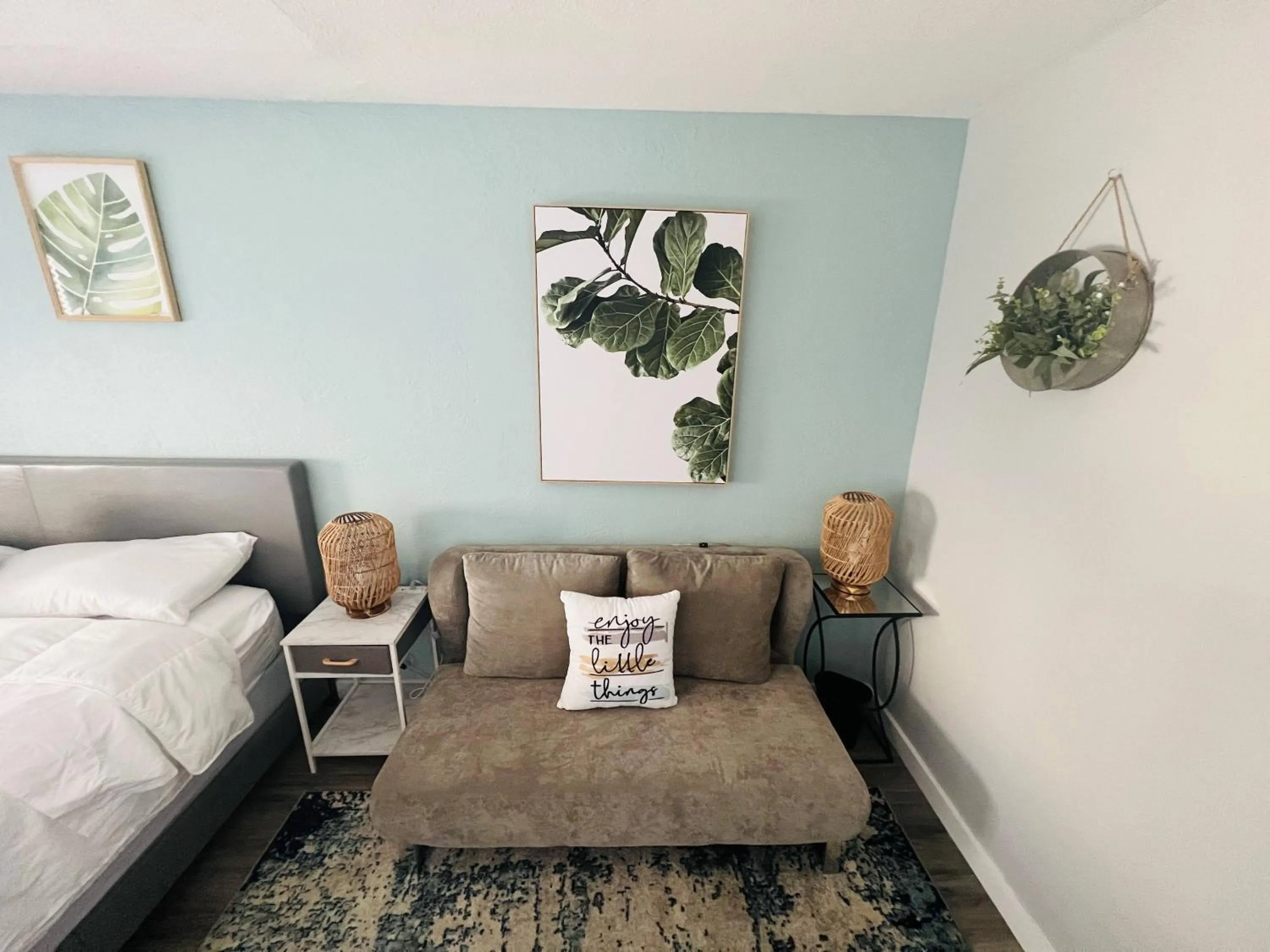 Bed in 1915 Beach Club