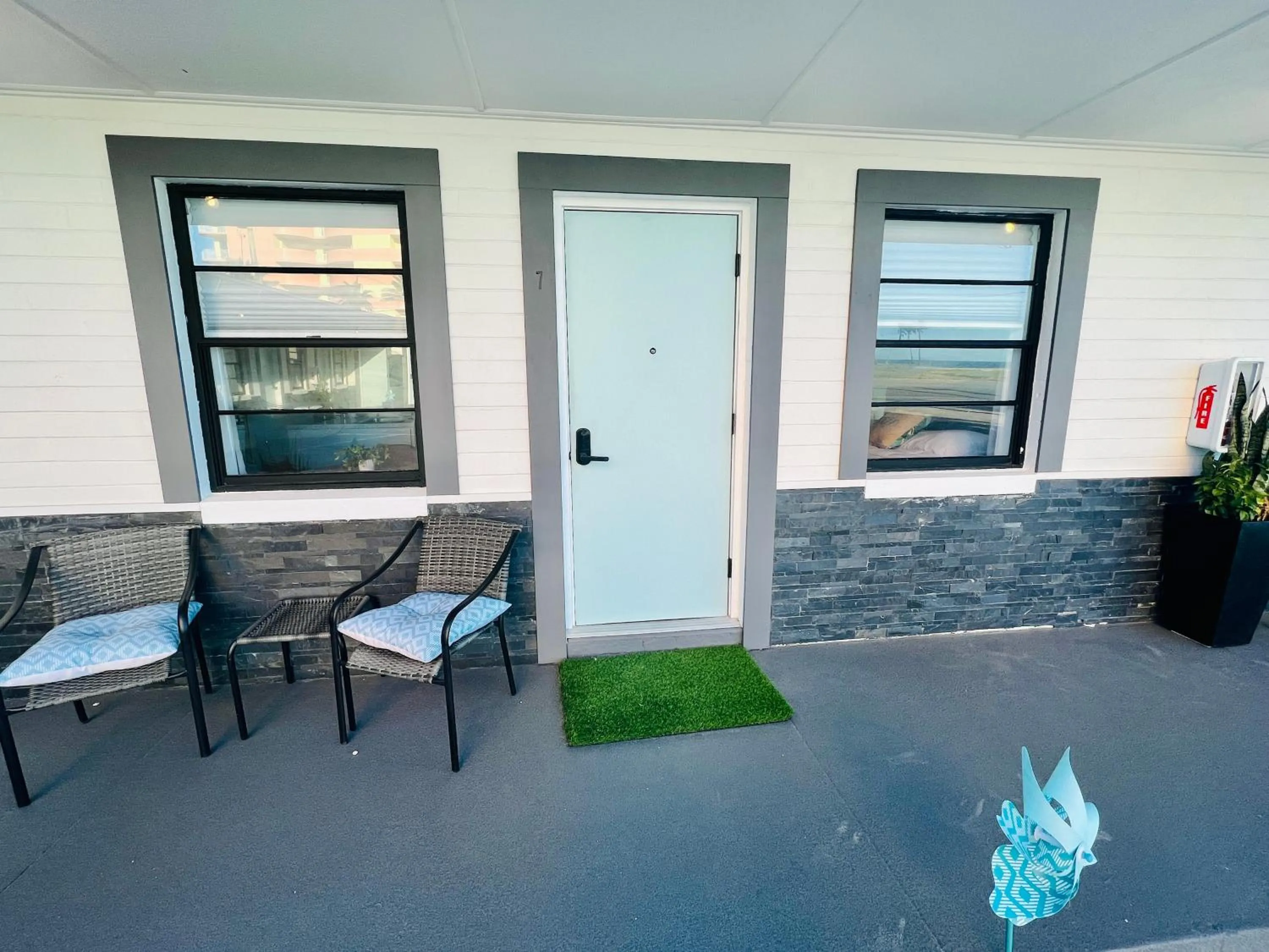 Garden in 1915 Beach Club